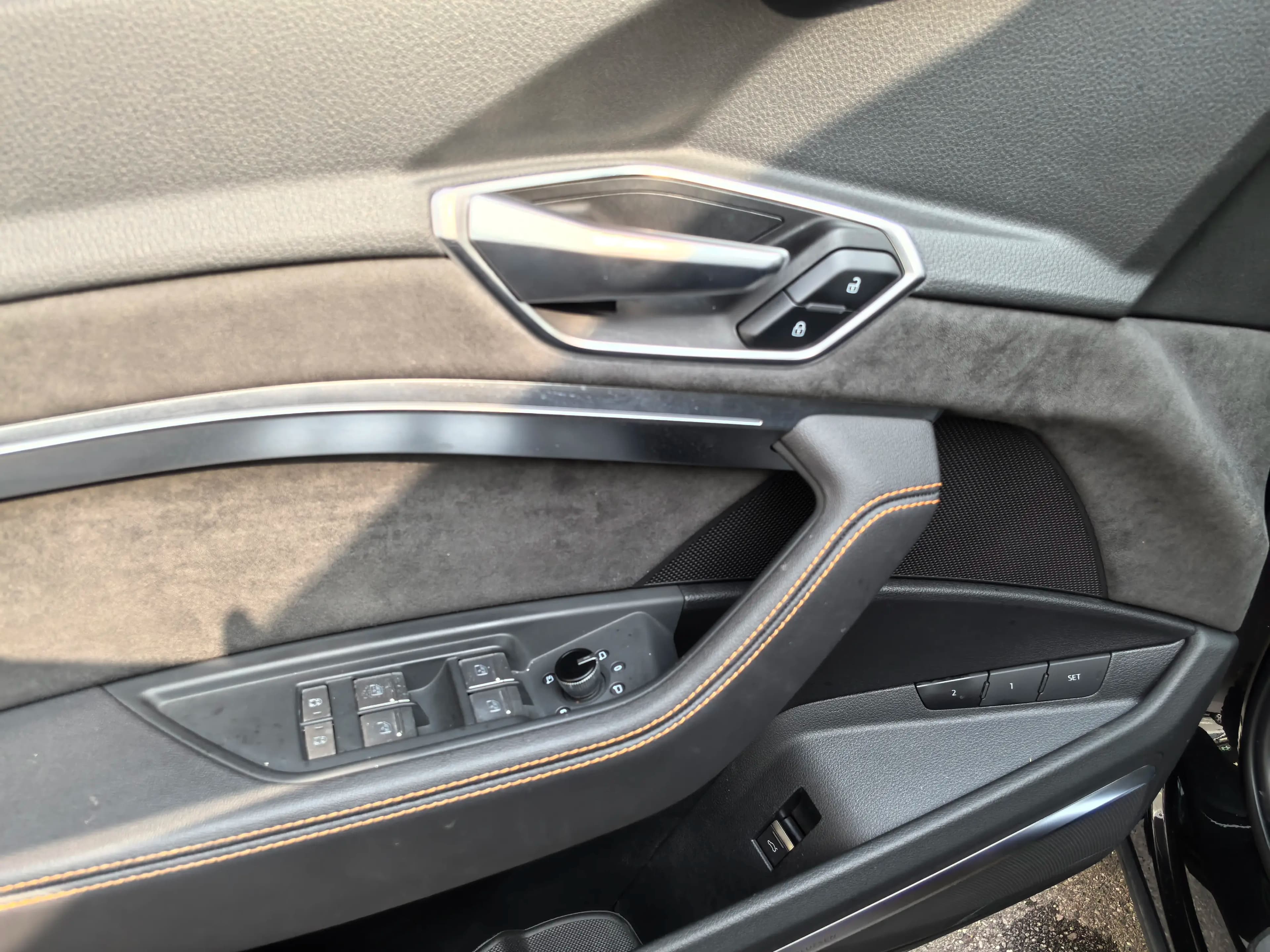 Audi e-tron 2023 г. 110046 км. — фото 22