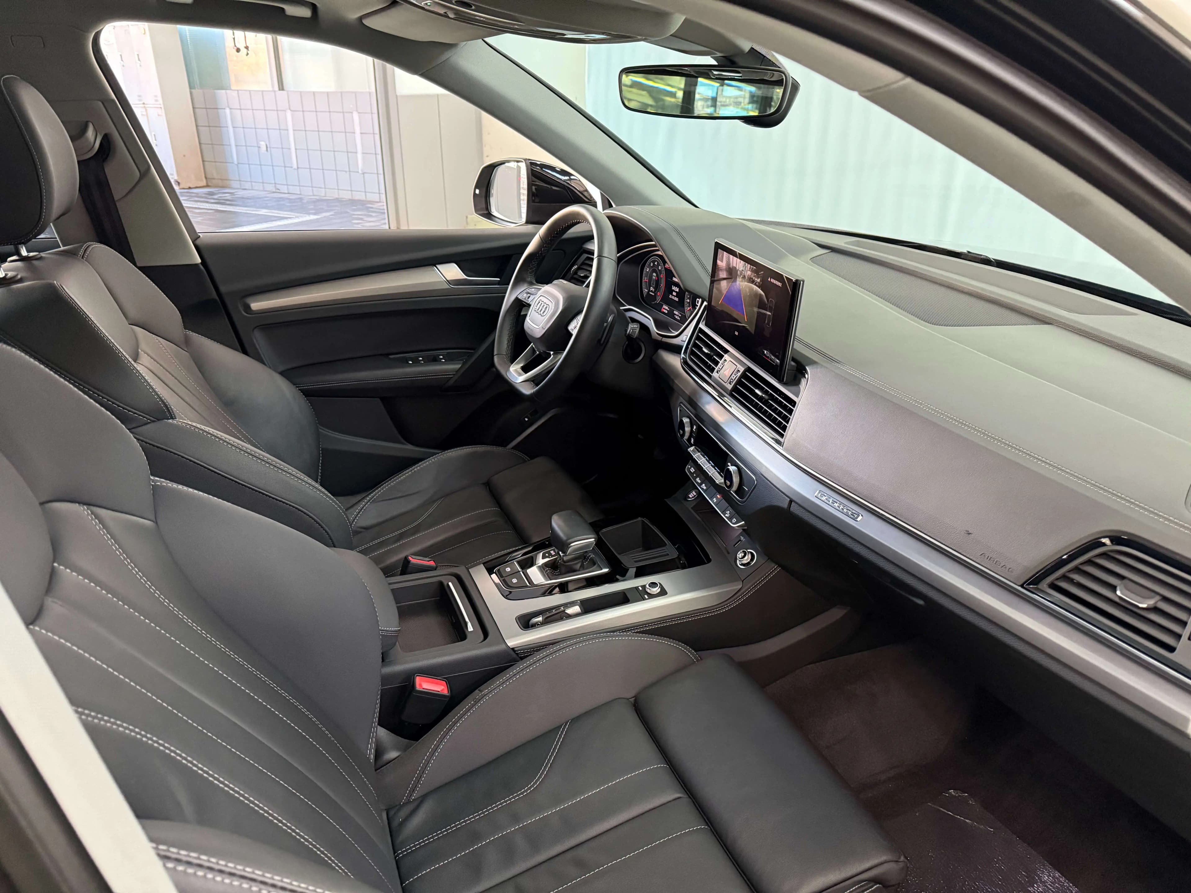 Audi Q5L 2023 г. 25631 км. — фото 16