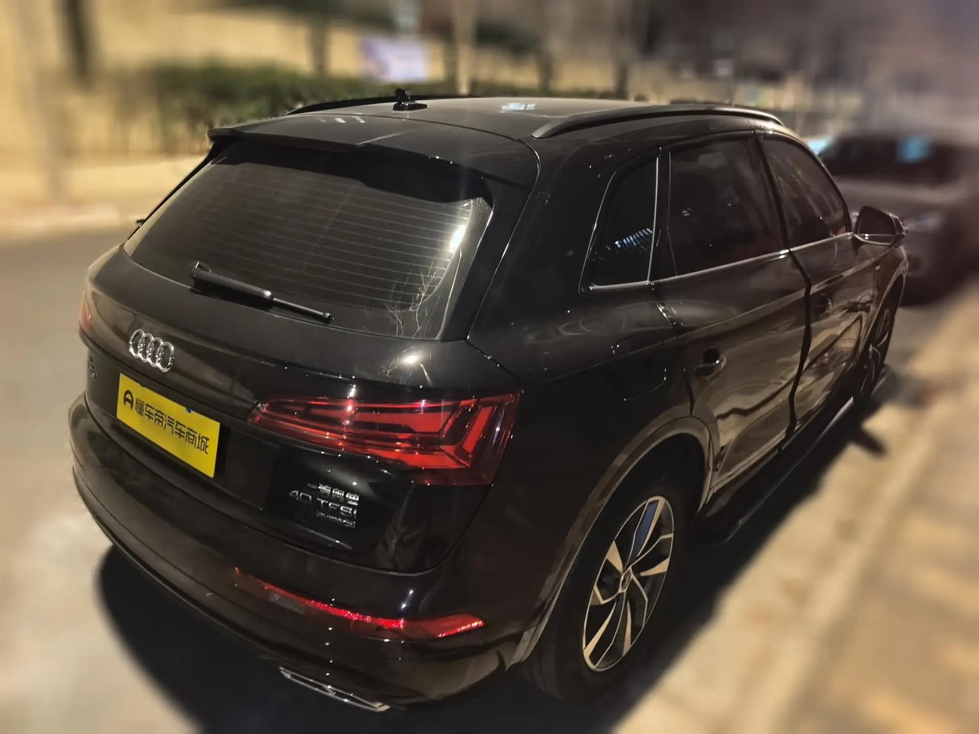 Audi Q5L 2024 г. 6933 км. — фото 4