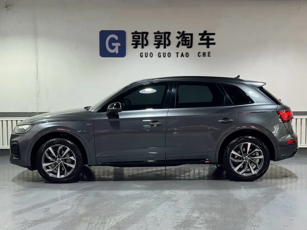 Audi Q5L 2024 г. 28134 км. — фото 4