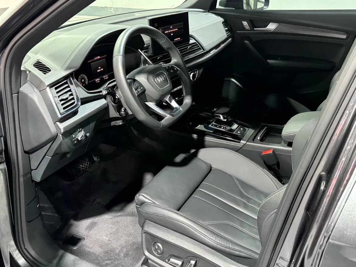 Audi Q5L 2024 г. 28134 км. — фото 34