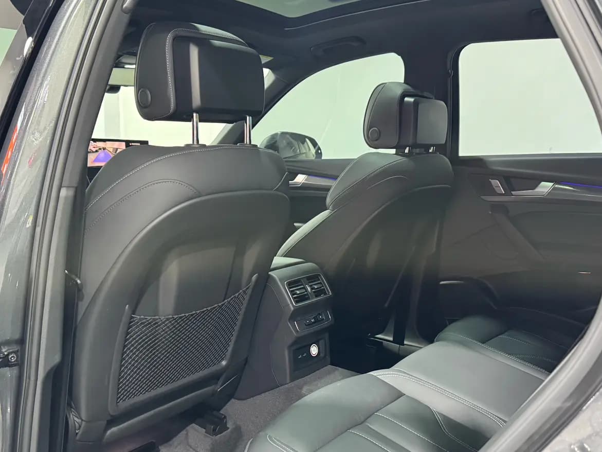 Audi Q5L 2024 г. 28134 км. — фото 36