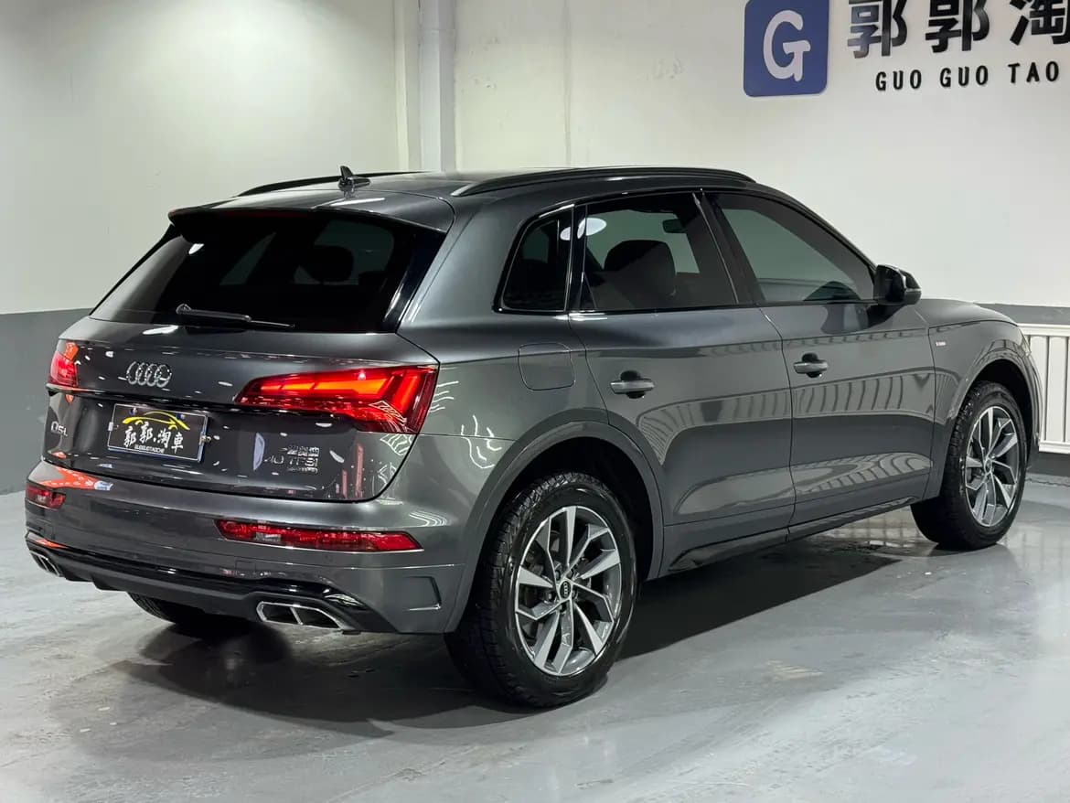 Audi Q5L 2024 г. 28134 км. — фото 7