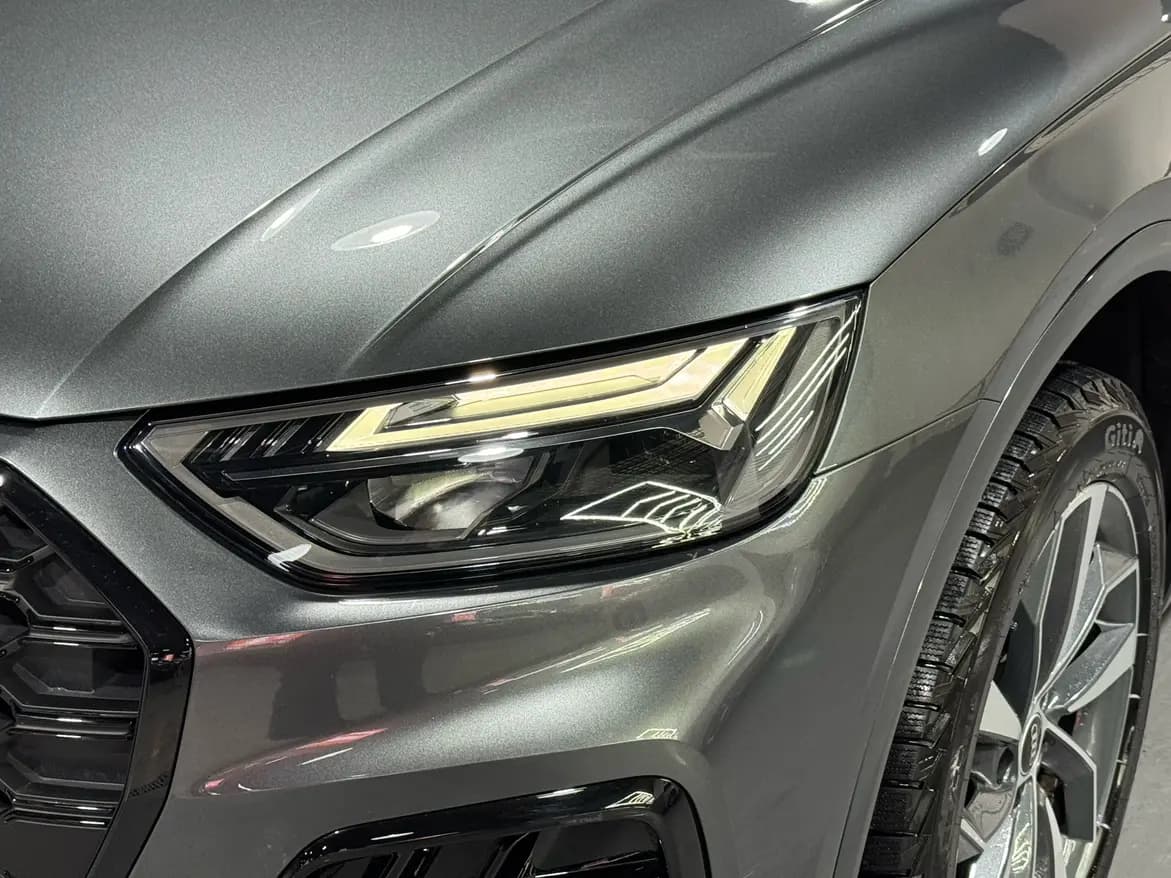 Audi Q5L 2024 г. 28134 км. — фото 9