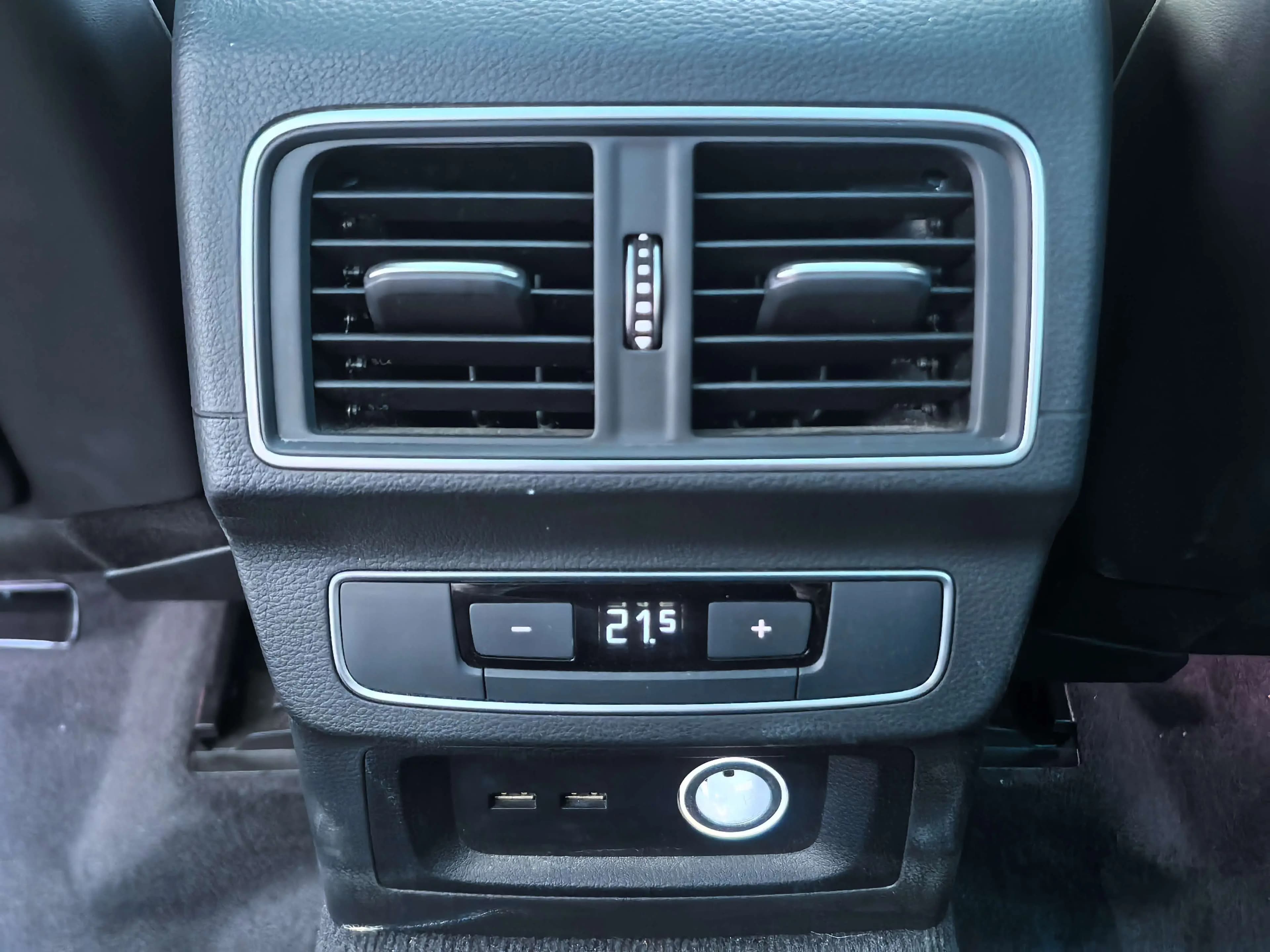 Audi Q5L 2021 г. 31938 км. — фото 13