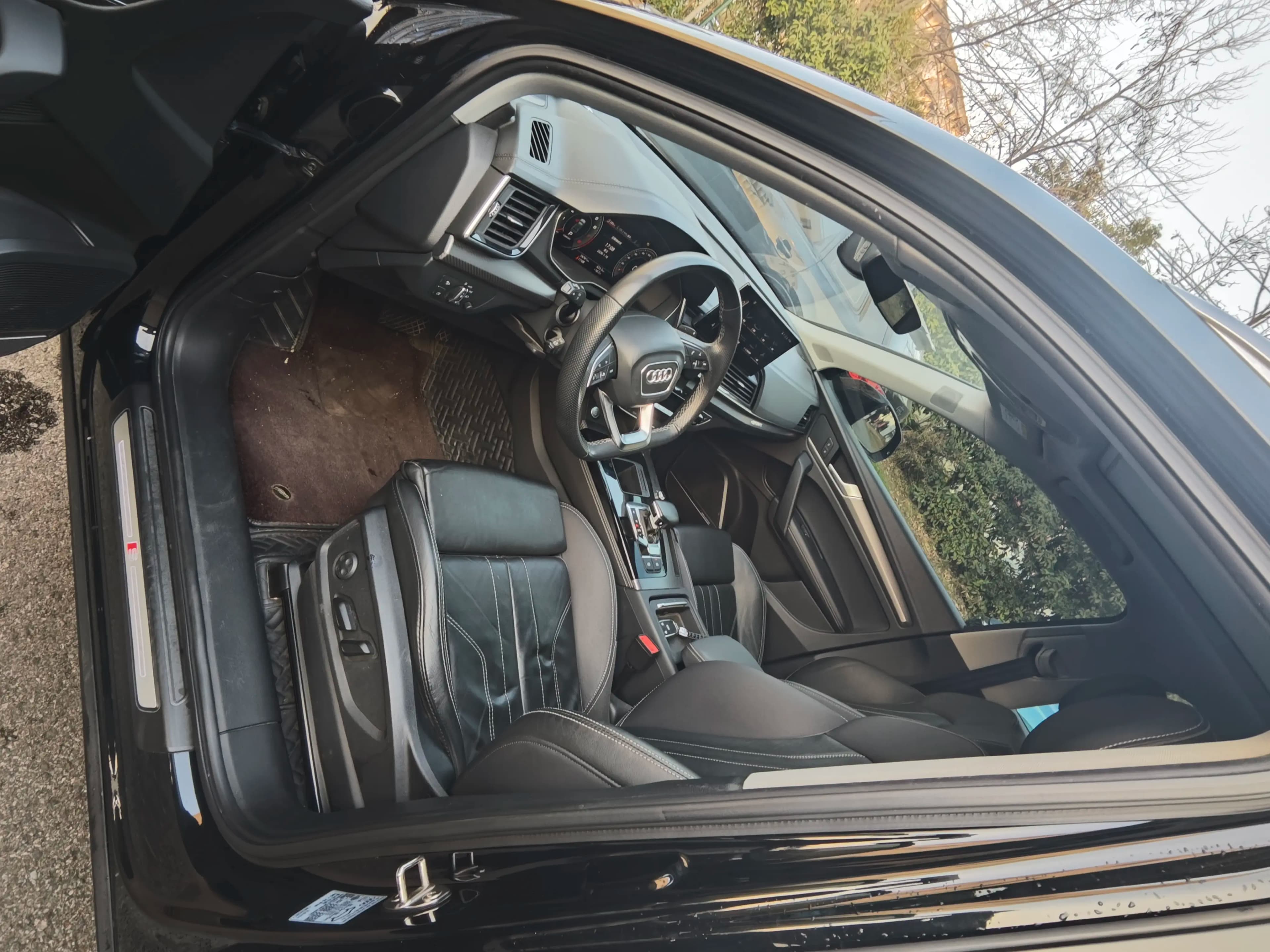 Audi Q5L 2021 г. 74143 км. — фото 5