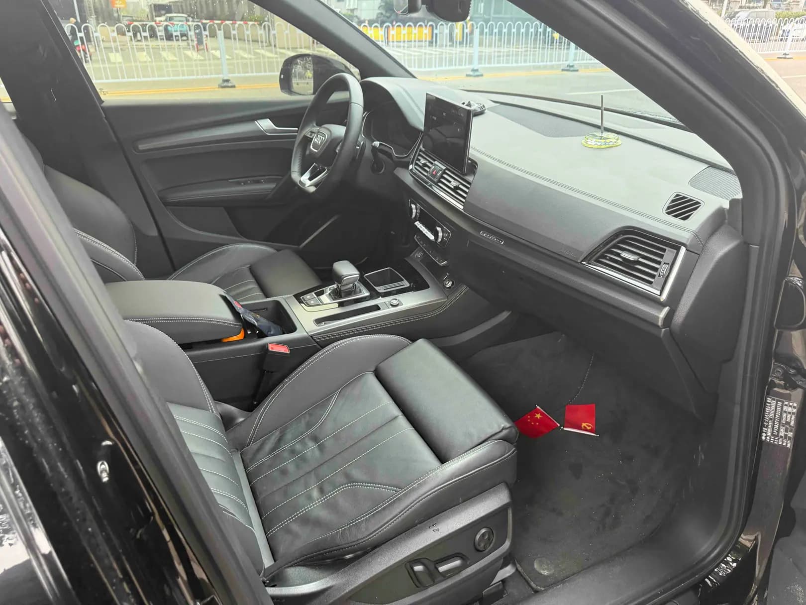 Audi Q5L 2023 г. 38137 км. — фото 5