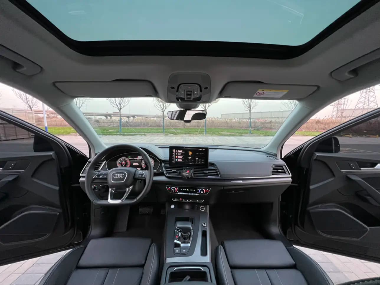 Audi Q5L 2022 г. 81121 км. — фото 18