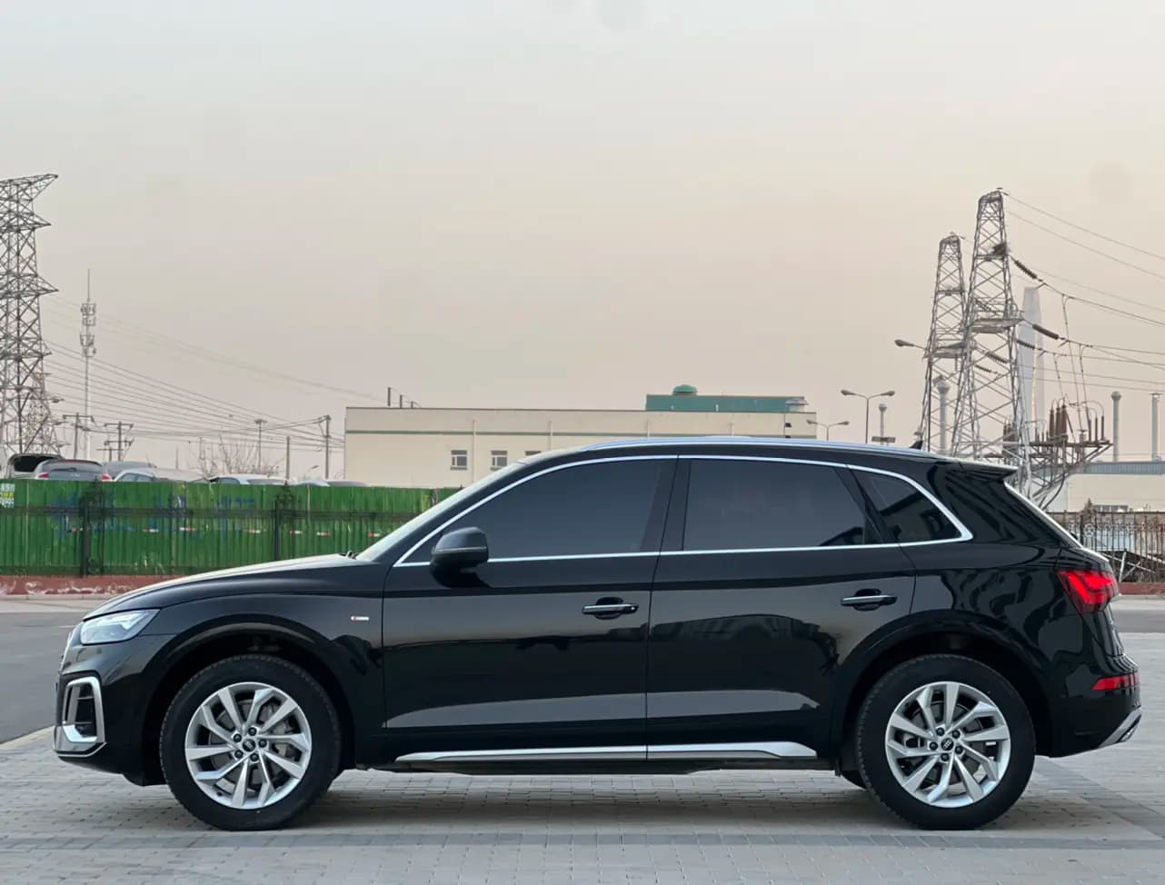 Audi Q5L 2022 г. 81121 км. — фото 3