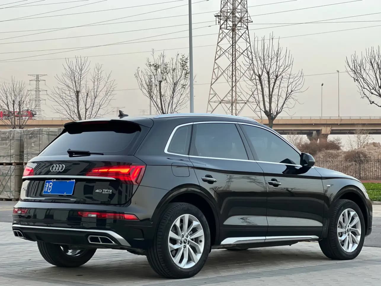 Audi Q5L 2022 г. 81121 км. — фото 5