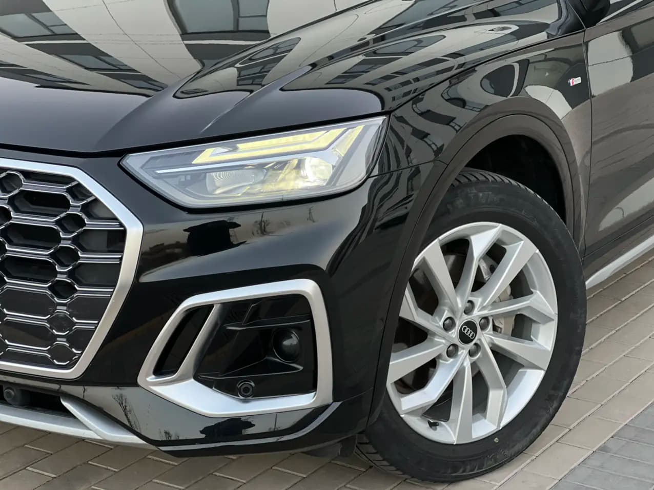 Audi Q5L 2022 г. 81121 км. — фото 8