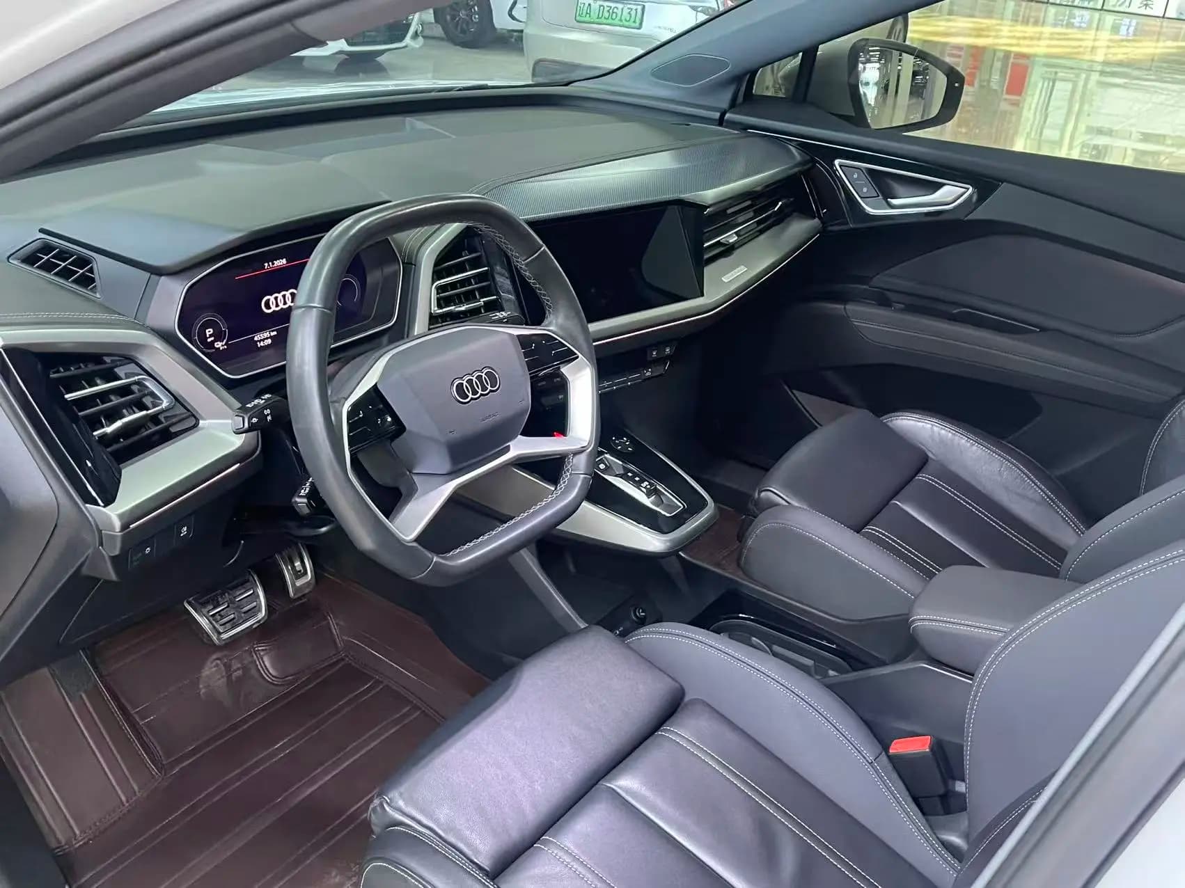 Audi Q4 e-tron 2023 г. 45080 км. — фото 11