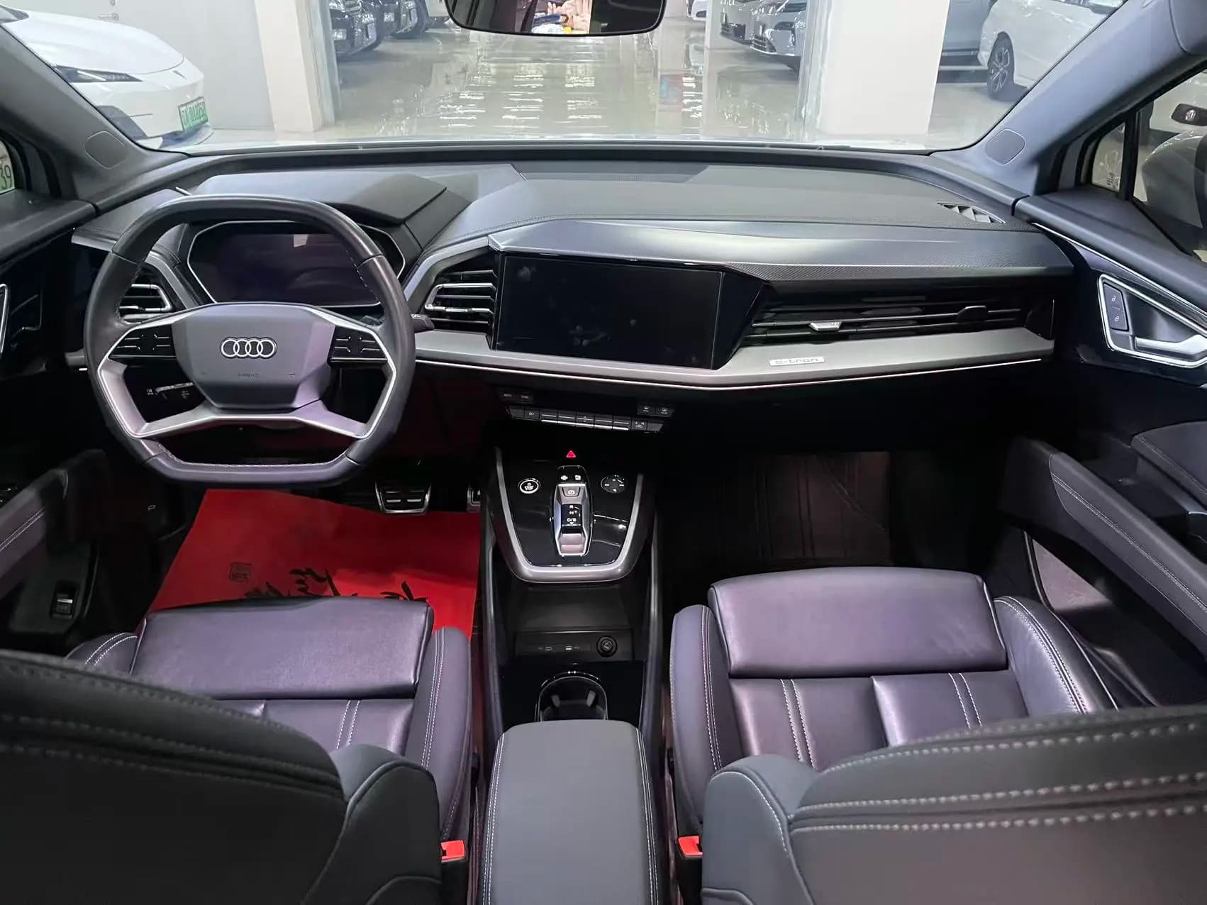 Audi Q4 e-tron 2023 г. 45080 км. — фото 9