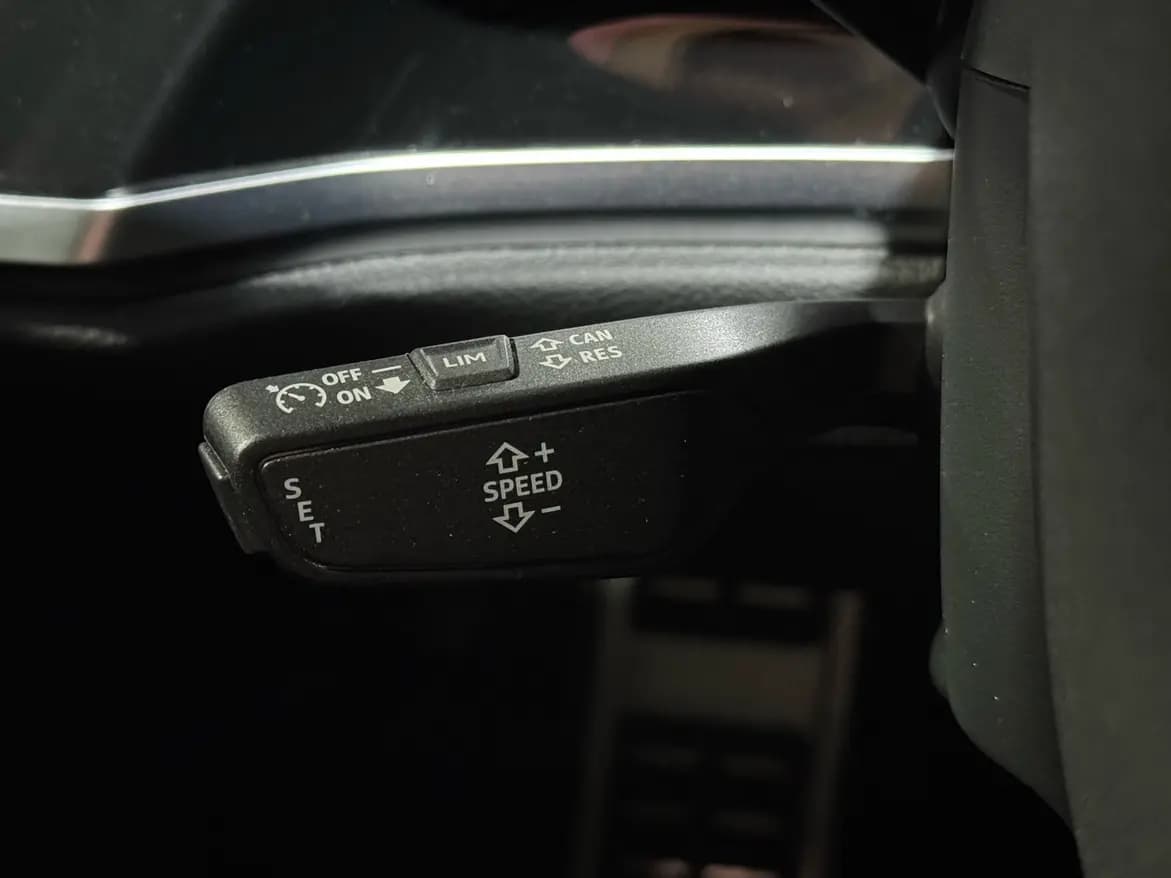 Audi Q3 2022 г. 22077 км. — фото 31