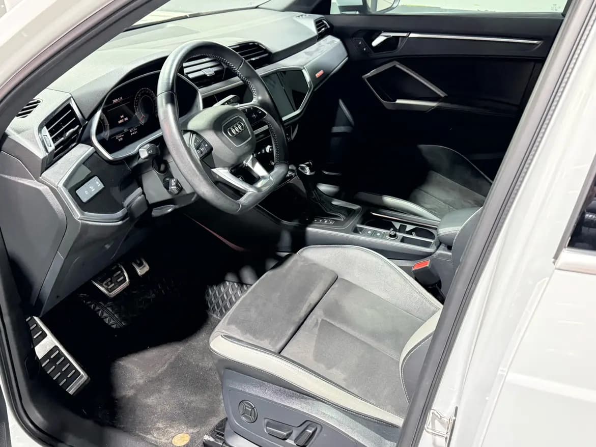 Audi Q3 2022 г. 22077 км. — фото 36