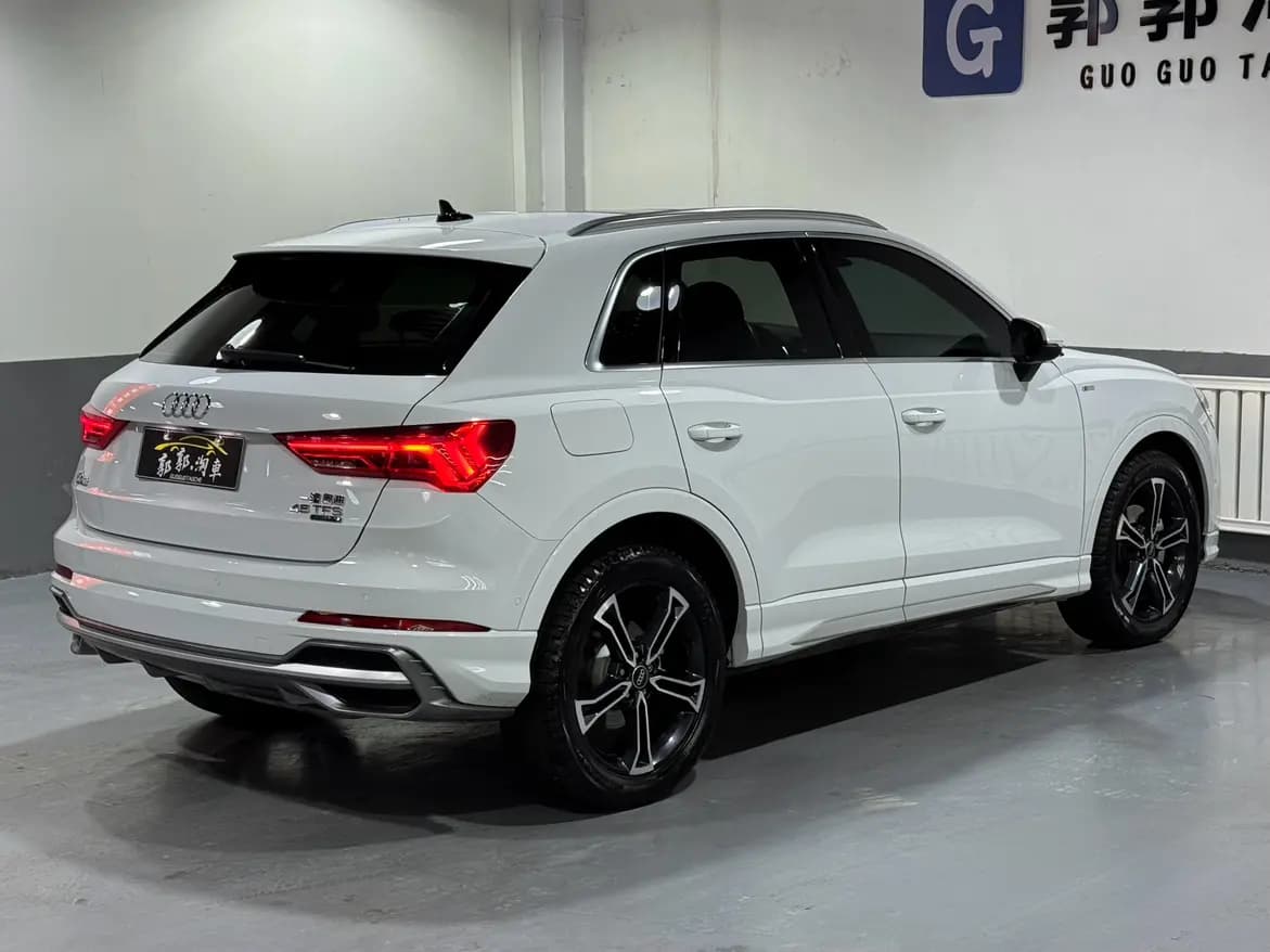 Audi Q3 2022 г. 22077 км. — фото 7