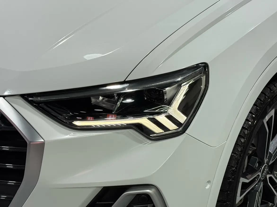 Audi Q3 2022 г. 22077 км. — фото 10