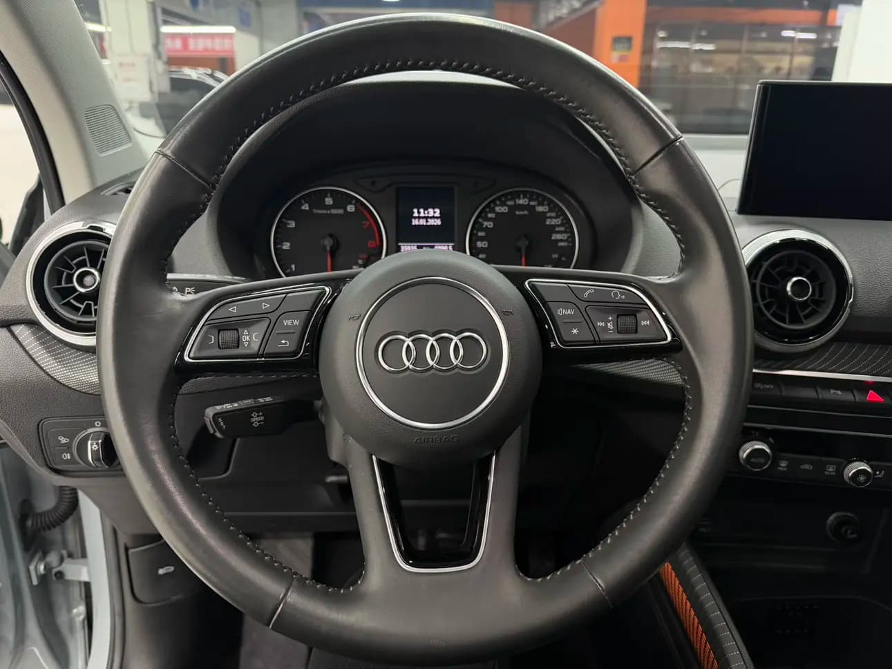 Audi Q2L 2022 г. 35144 км. — фото 13
