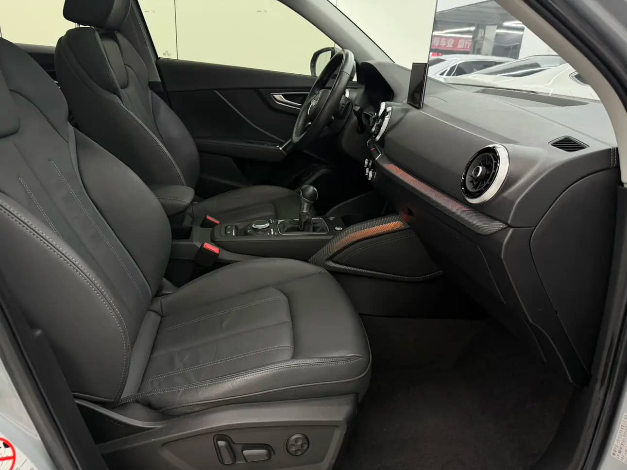 Audi Q2L 2022 г. 35144 км. — фото 8