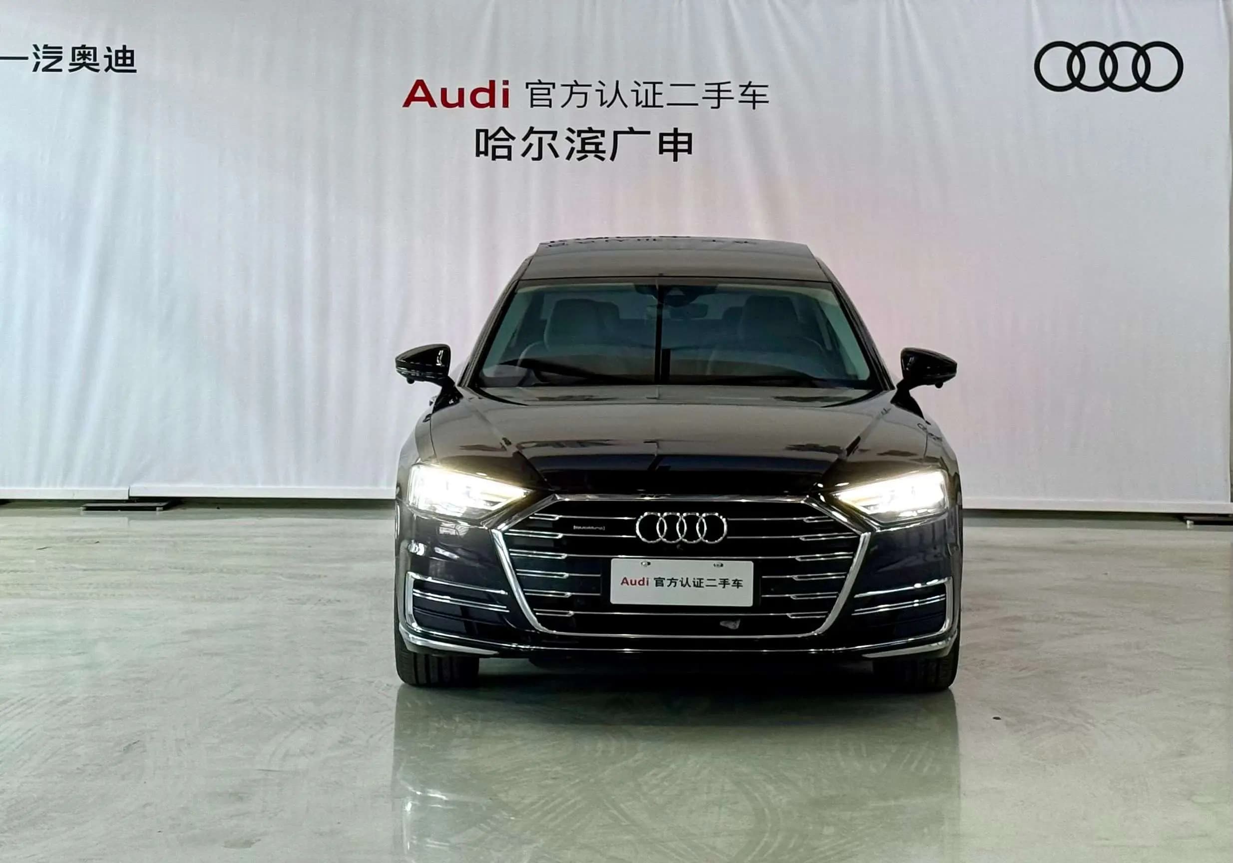 Audi A8 2022 г. 49042 км. — фото 2