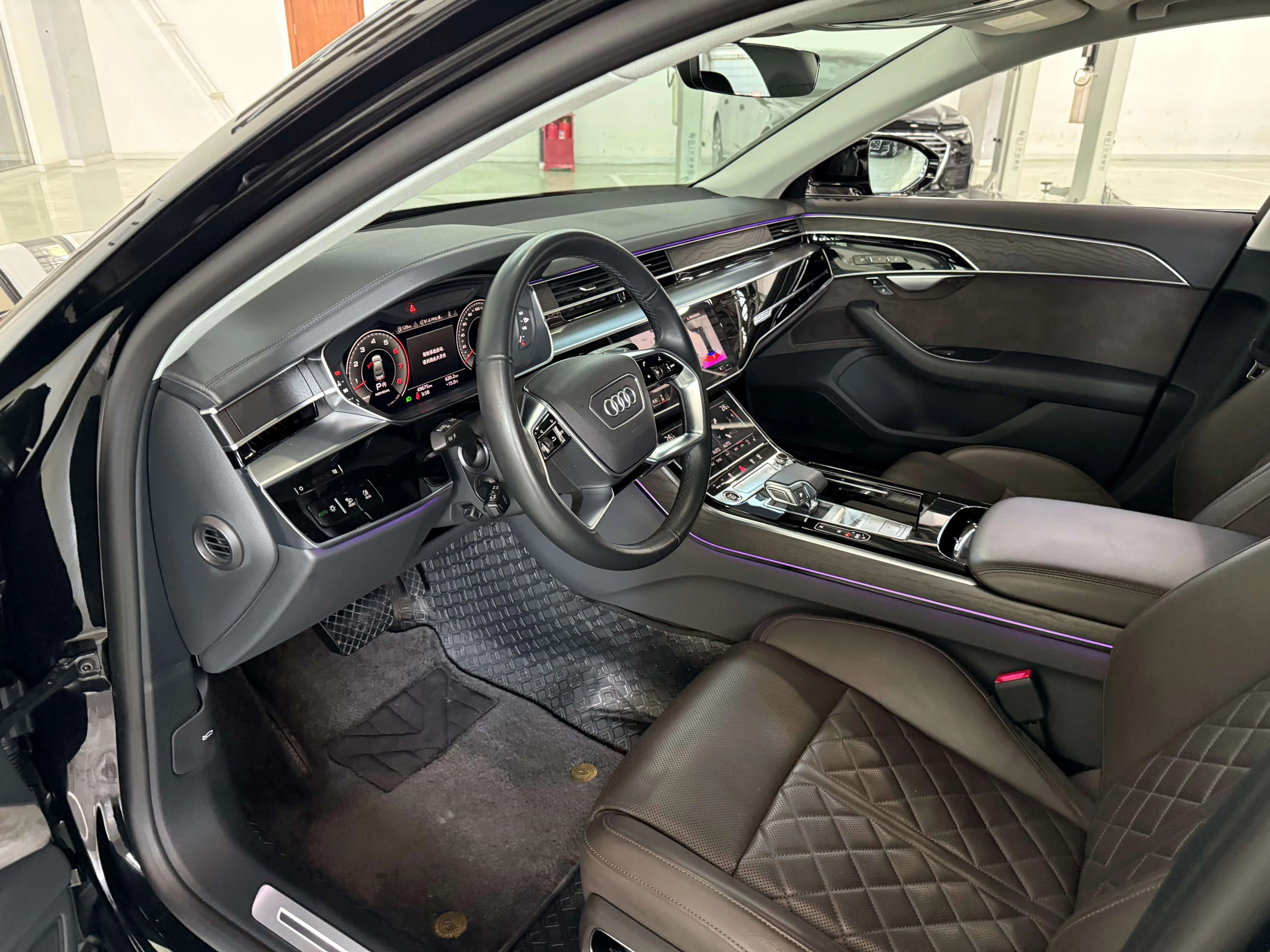 Audi A8 2022 г. 49042 км. — фото 11