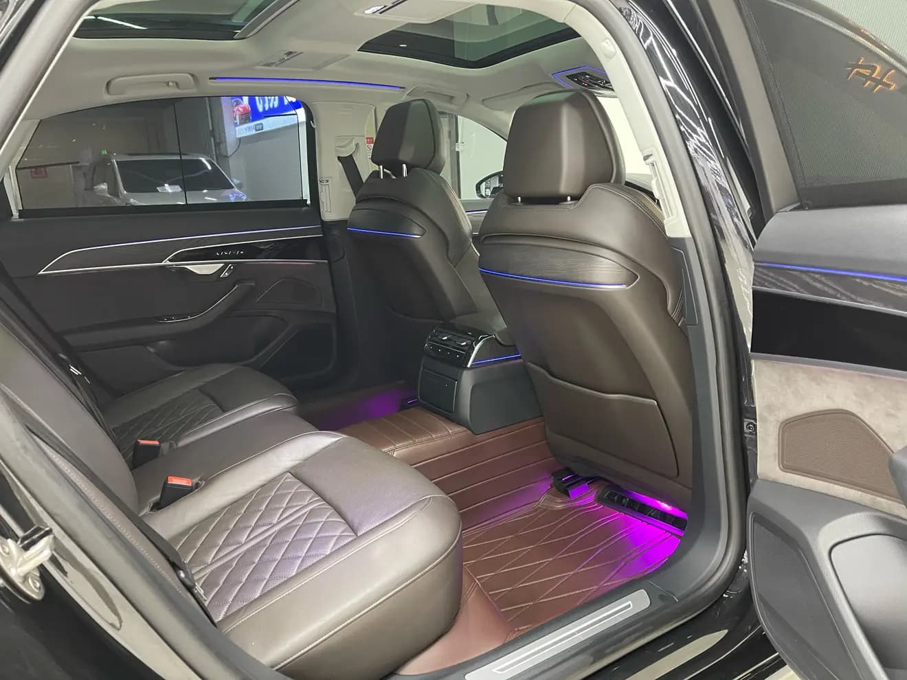 Audi A8 2022 г. 110041 км. — фото 14