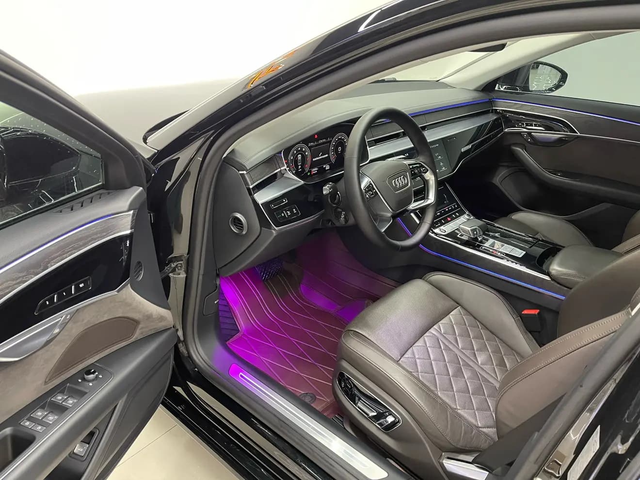 Audi A8 2022 г. 110041 км. — фото 15