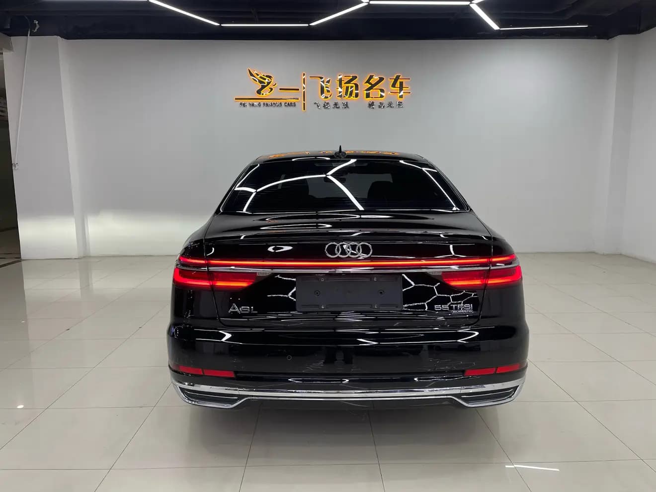 Audi A8 2022 г. 110041 км. — фото 5