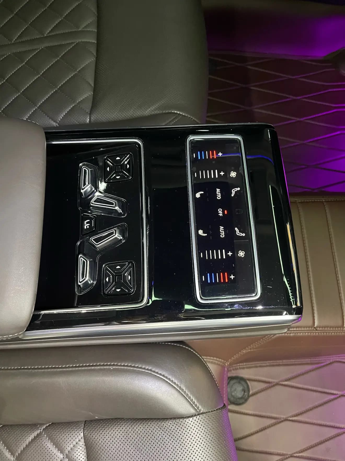 Audi A8 2022 г. 110041 км. — фото 8