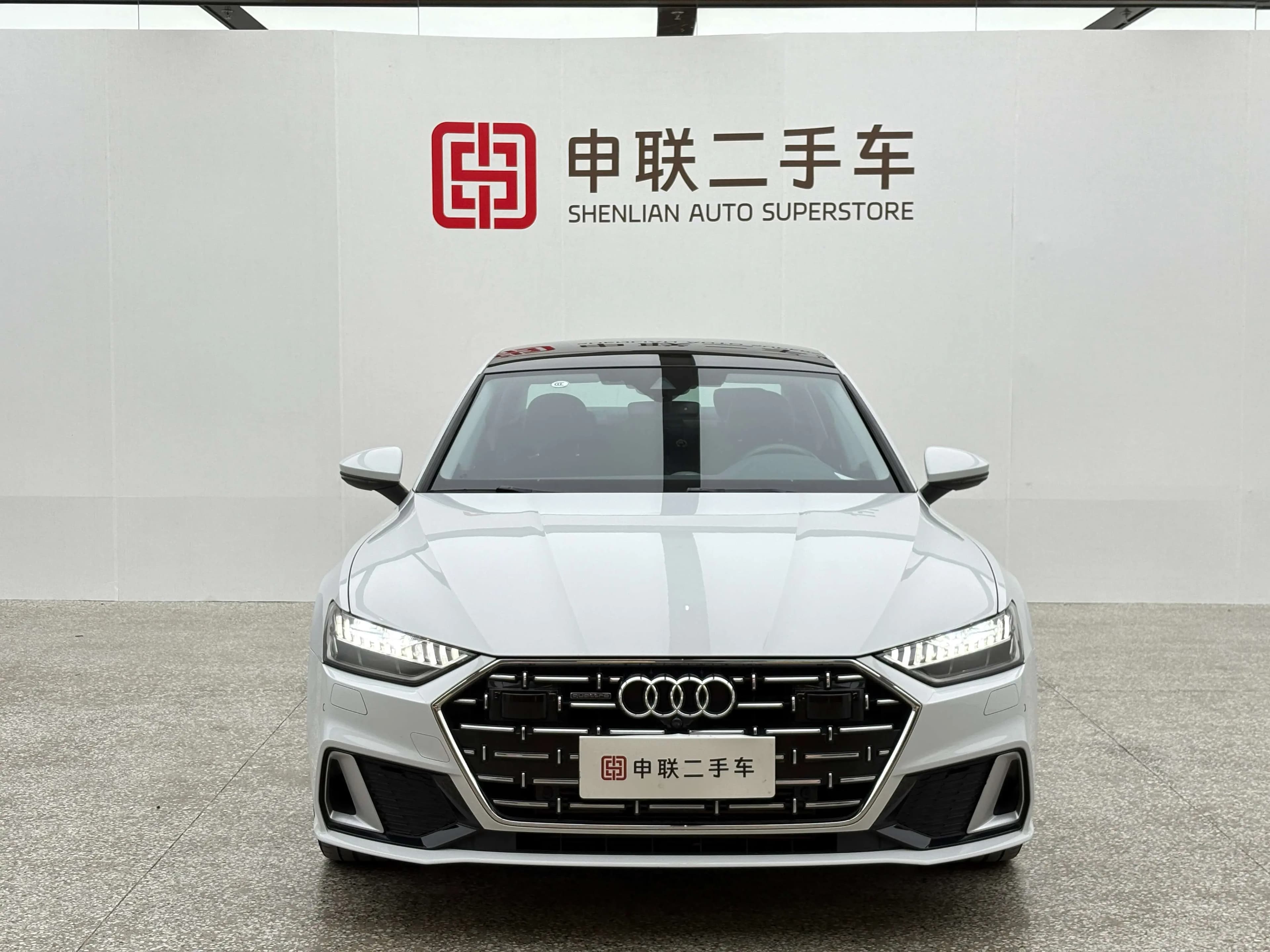 Audi A7L 2024 г. 43075 км. — фото 2