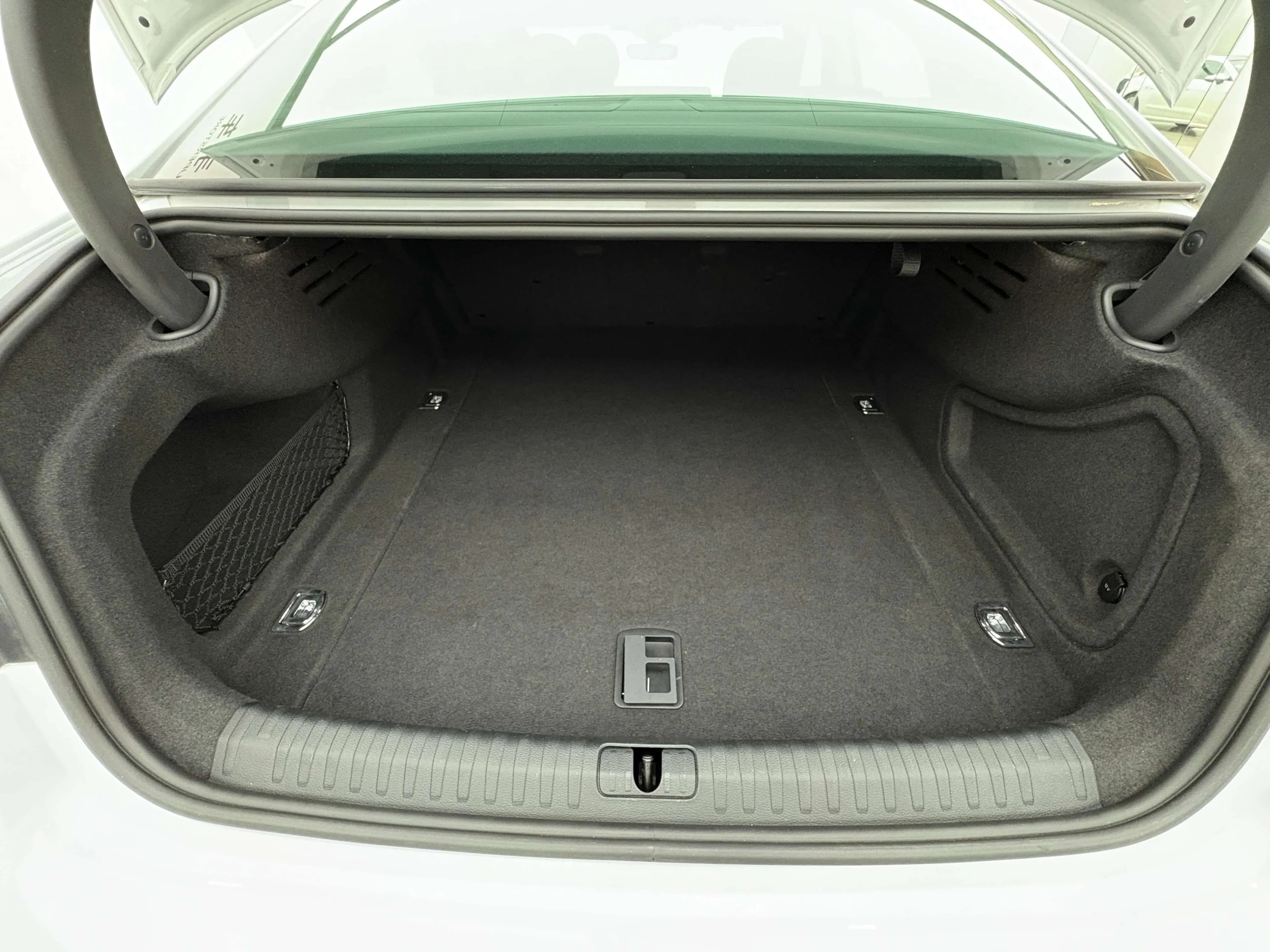 Audi A7L 2024 г. 43075 км. — фото 14