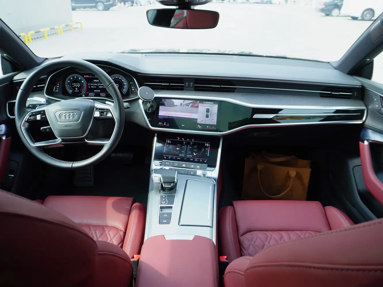 Audi A7L 2024 г. 24095 км. — фото 21