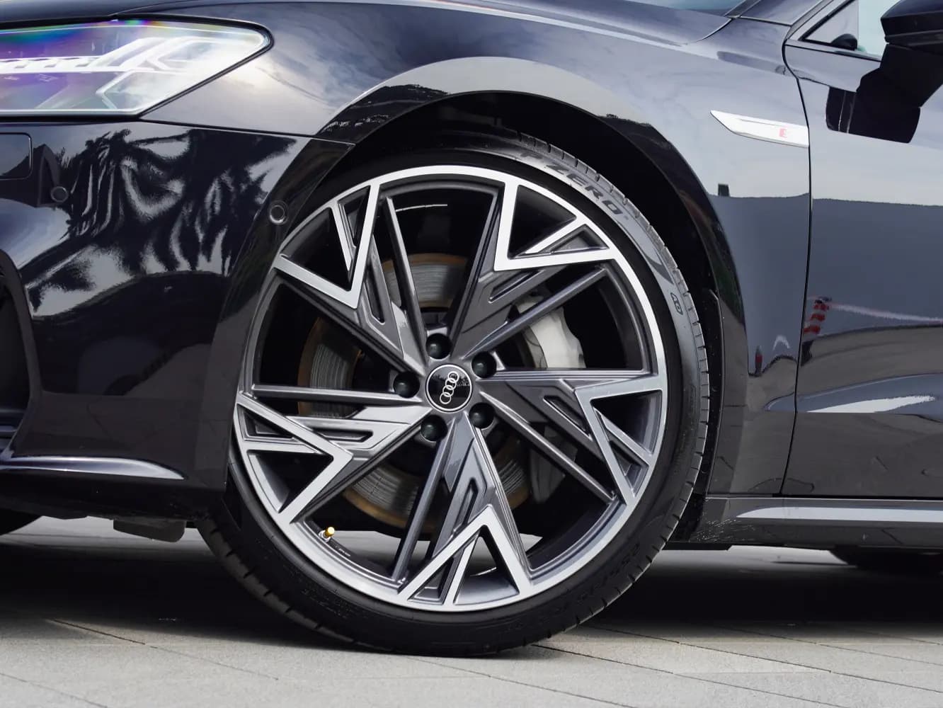 Audi A7L 2024 г. 24095 км. — фото 7
