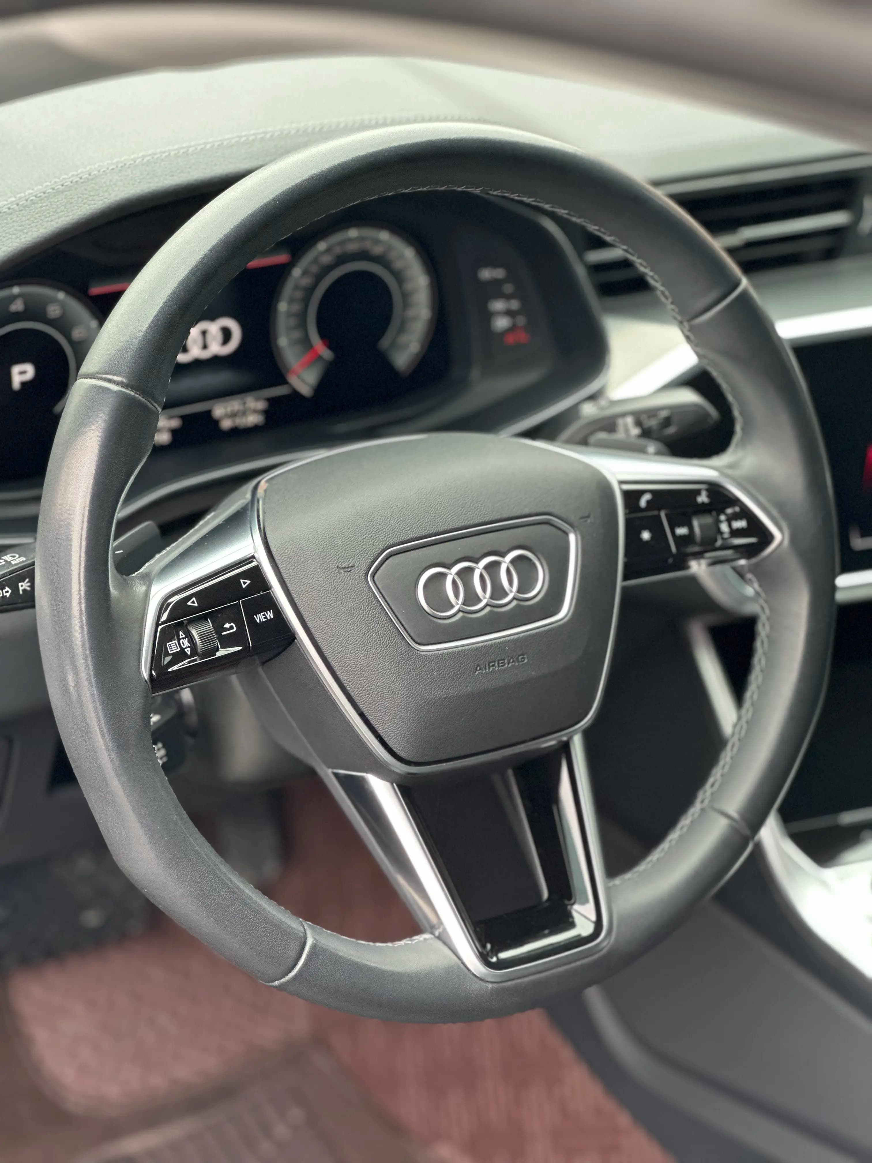 Audi A7 2024 г. 28103 км. — фото 14