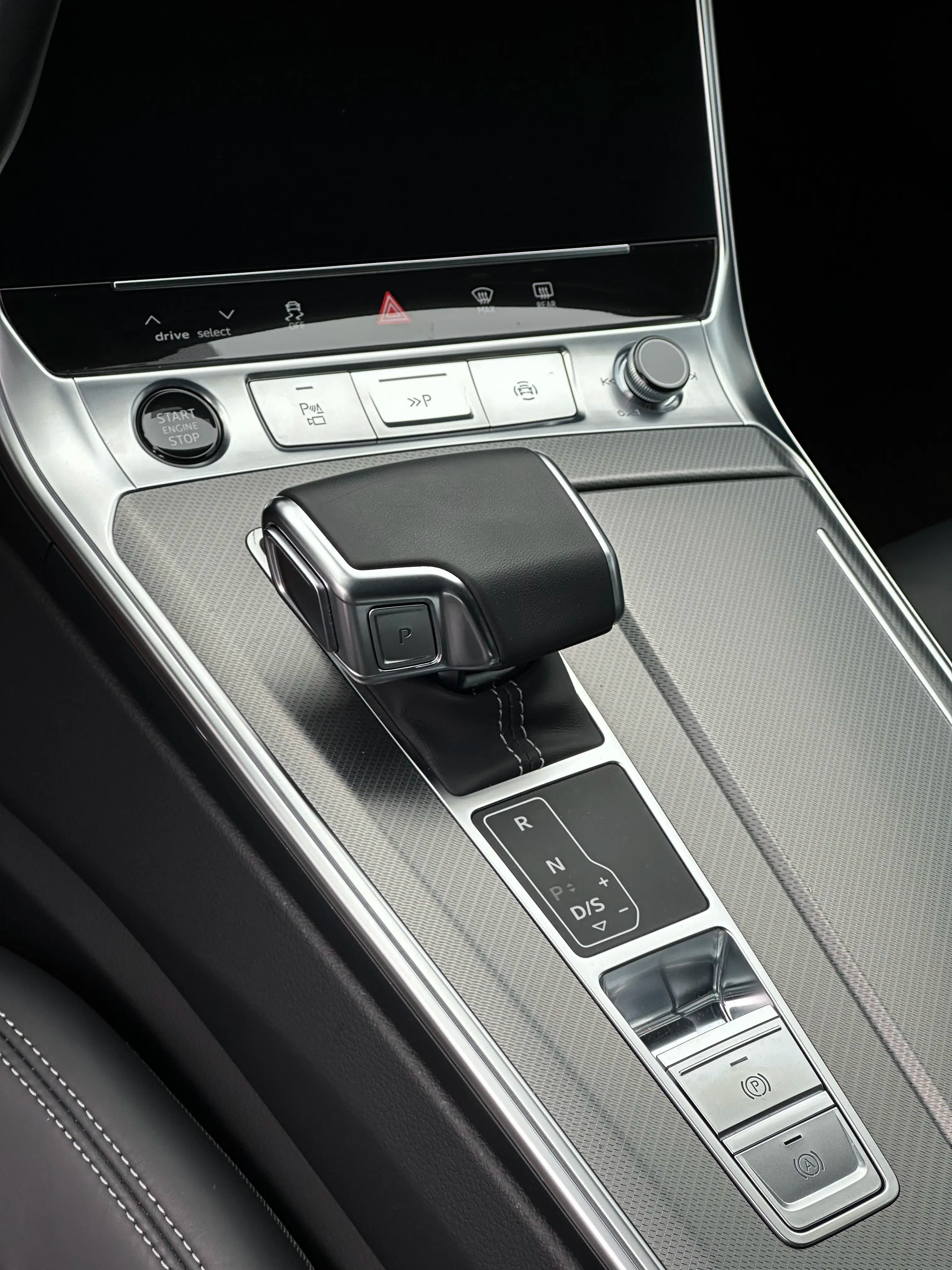 Audi A7 2024 г. 28103 км. — фото 17