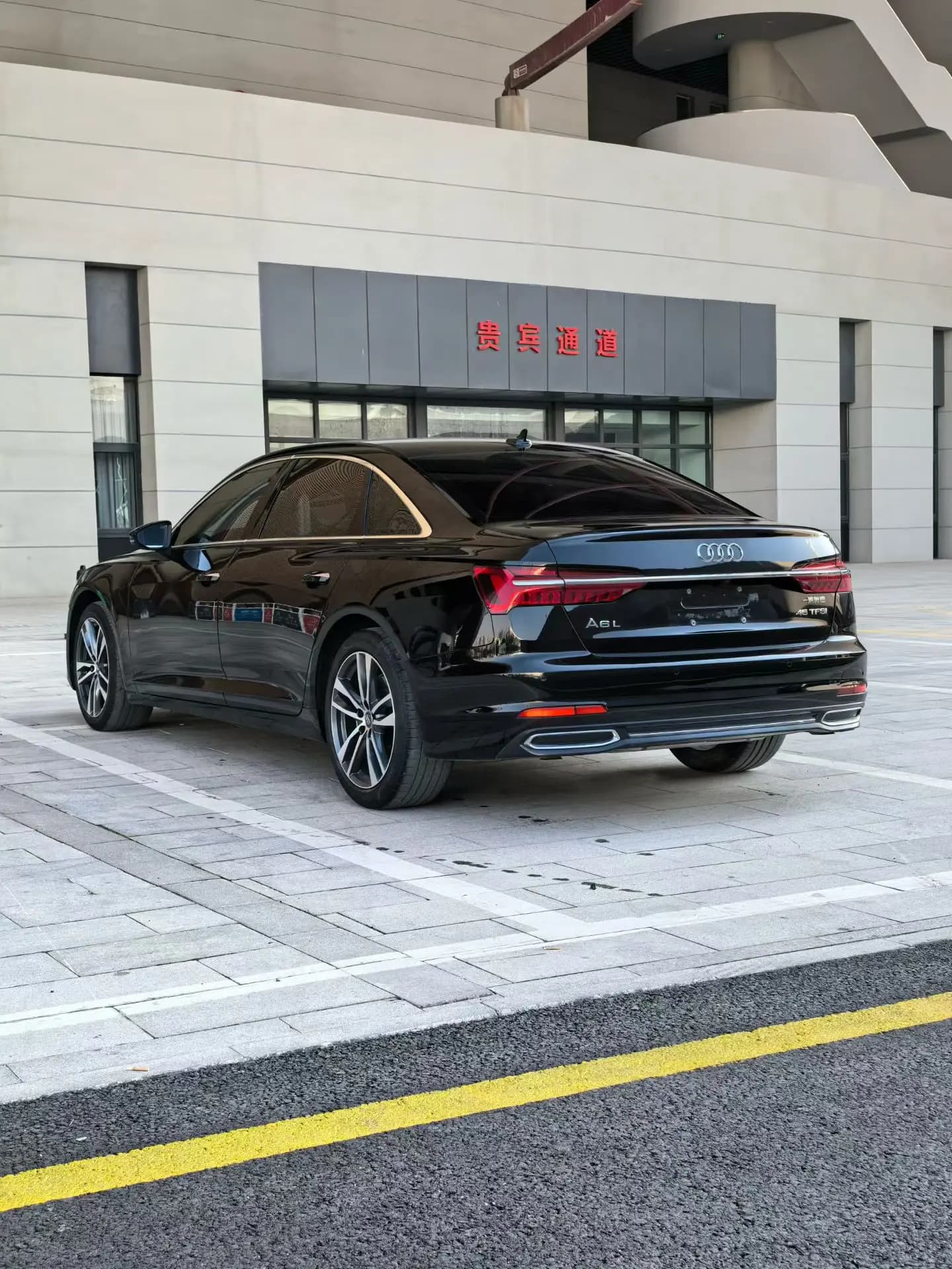 Audi A6L 2021 г. 85073 км. — фото 4