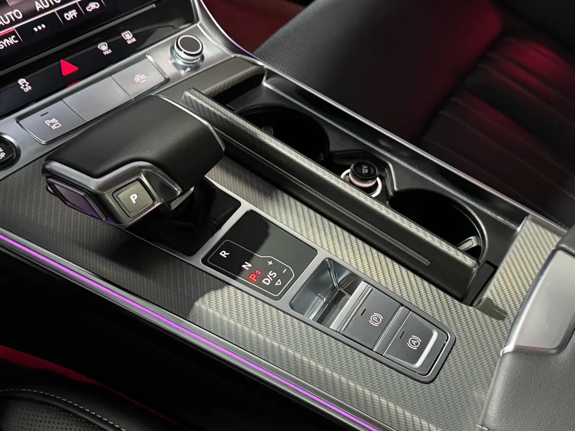 Audi A6L 2024 г. 25113 км. — фото 12