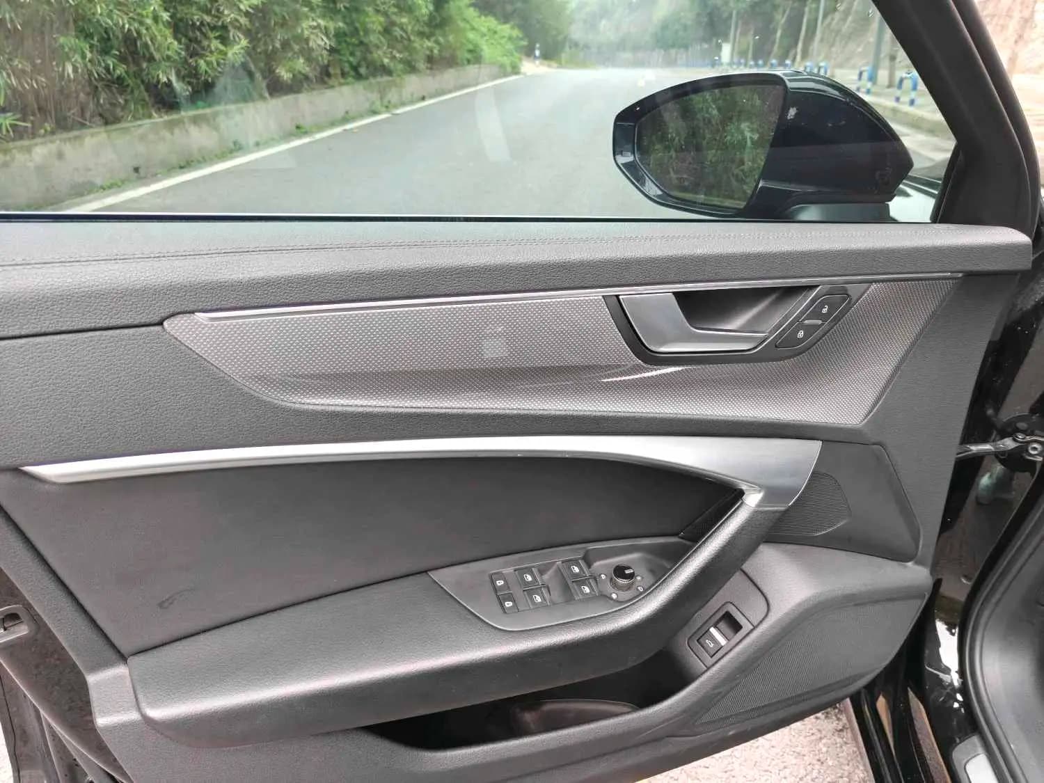 Audi A6L 2022 г. 50111 км. — фото 7