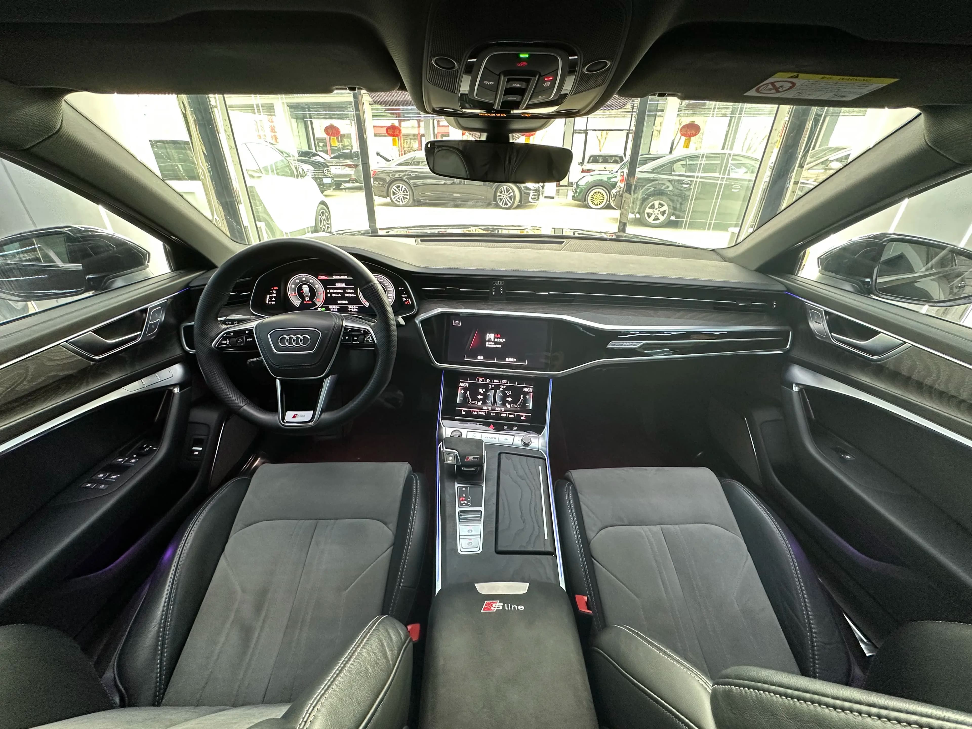 Audi A6L 2023 г. 37342 км. — фото 13