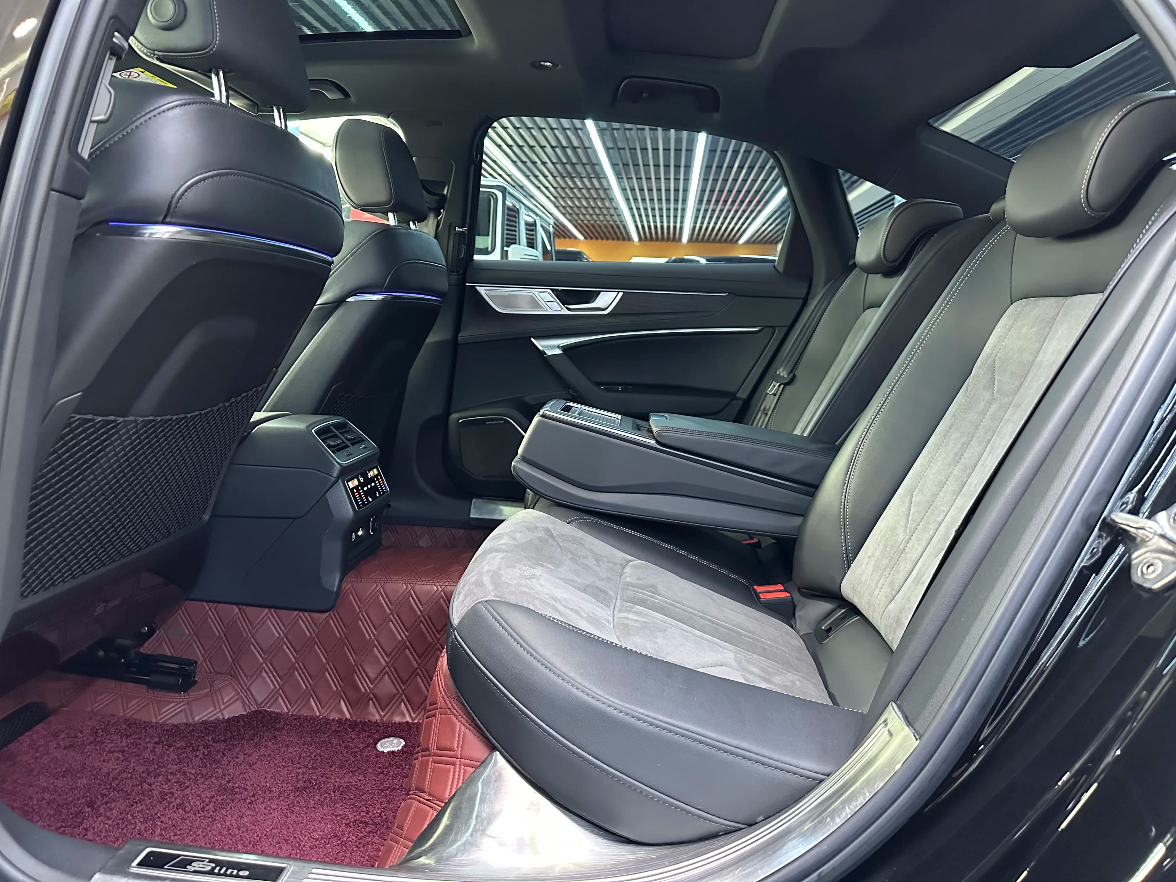 Audi A6L 2023 г. 37342 км. — фото 16