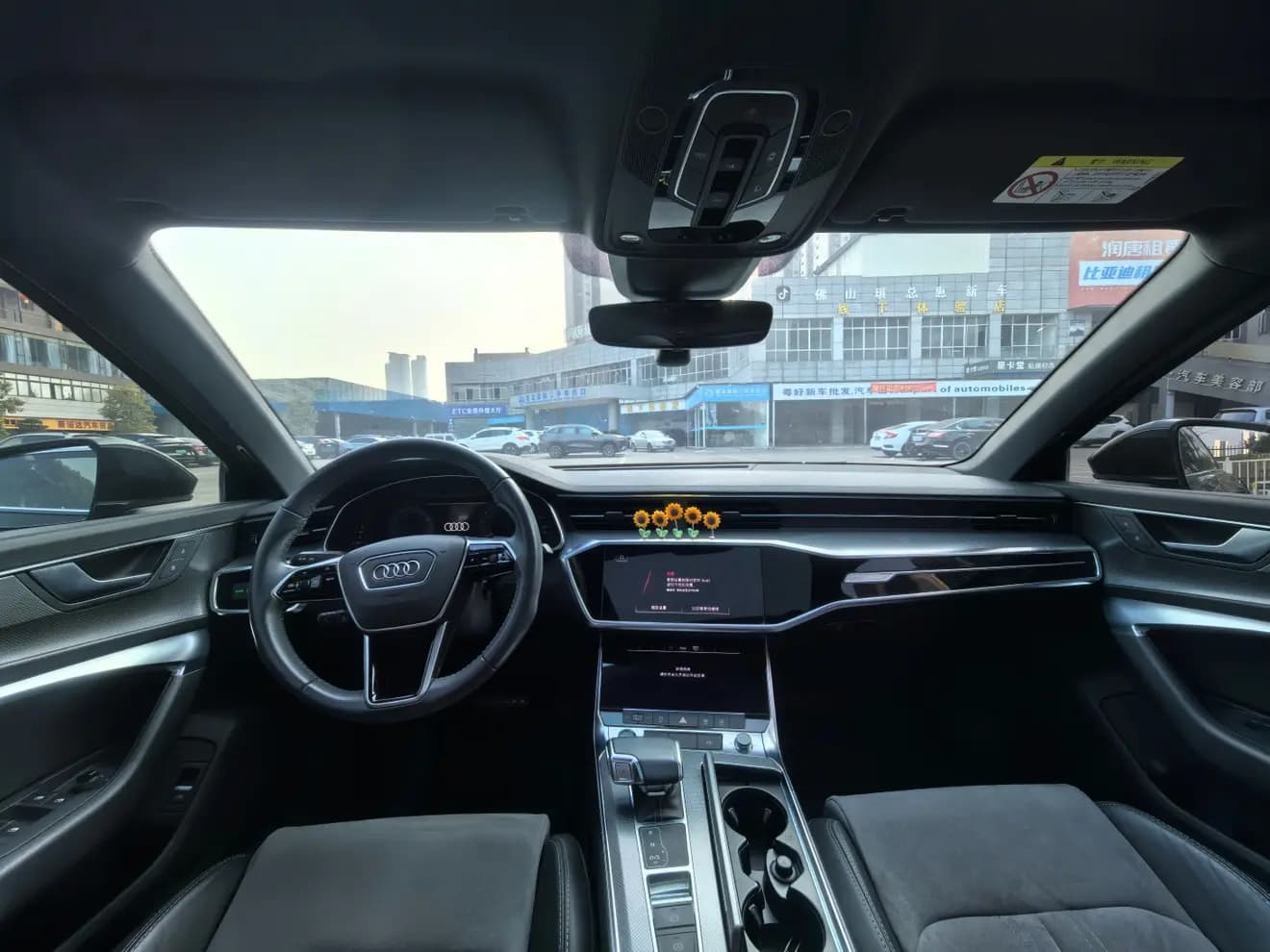 Audi A6L 2021 г. 55072 км. — фото 12