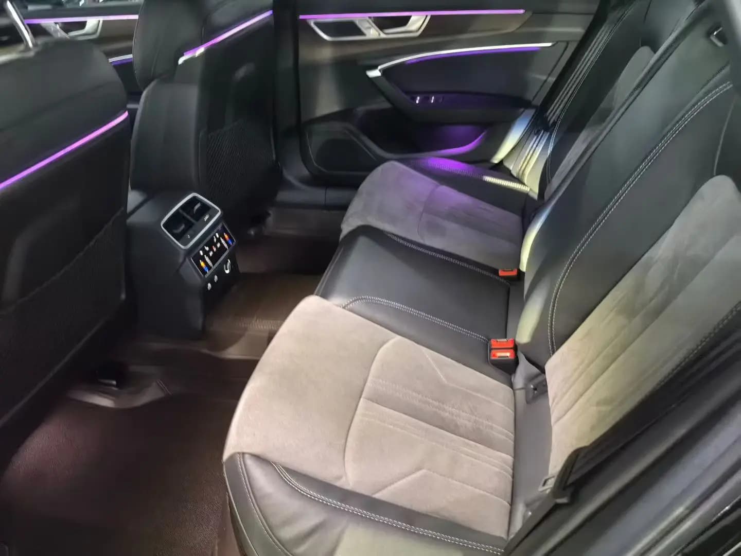Audi A6L 2023 г. 35110 км. — фото 7