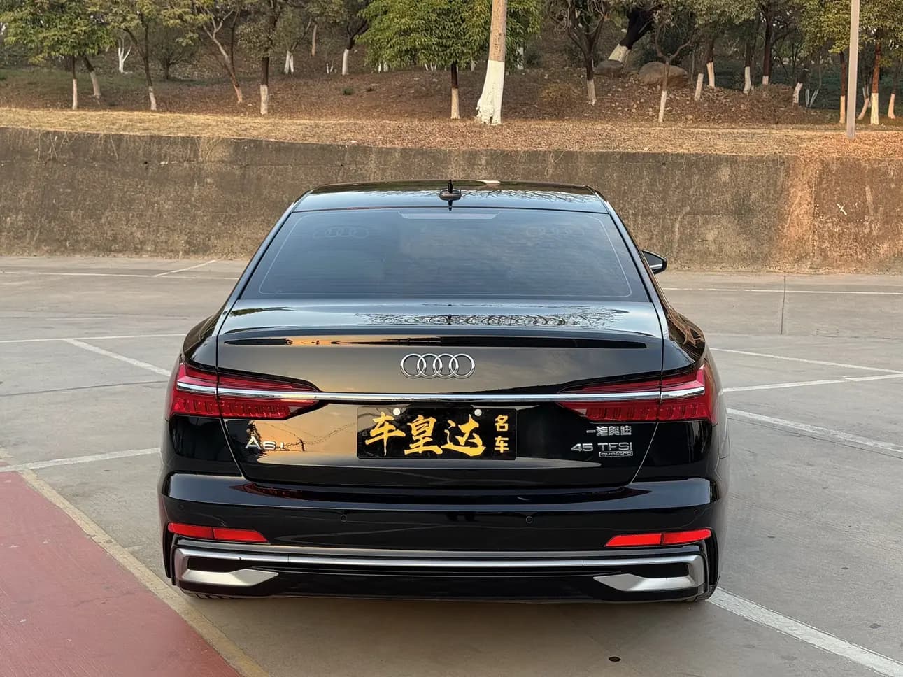 Audi A6L 2024 г. 28109 км. — фото 3
