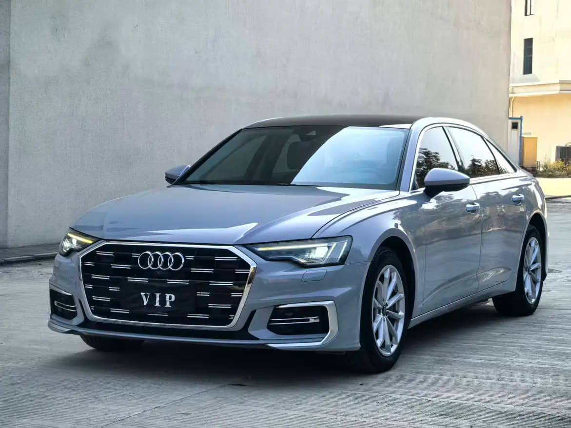 Audi A6L 2021 г. 149071 км.