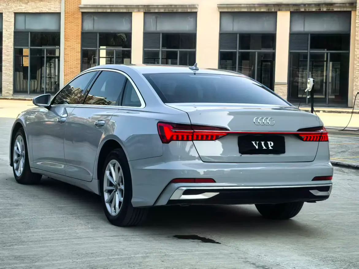 Audi A6L 2021 г. 149071 км. — фото 3