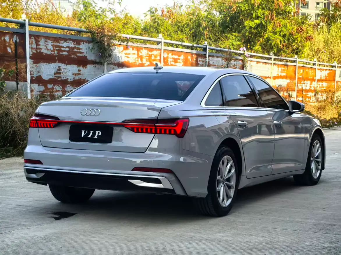 Audi A6L 2021 г. 149071 км. — фото 4