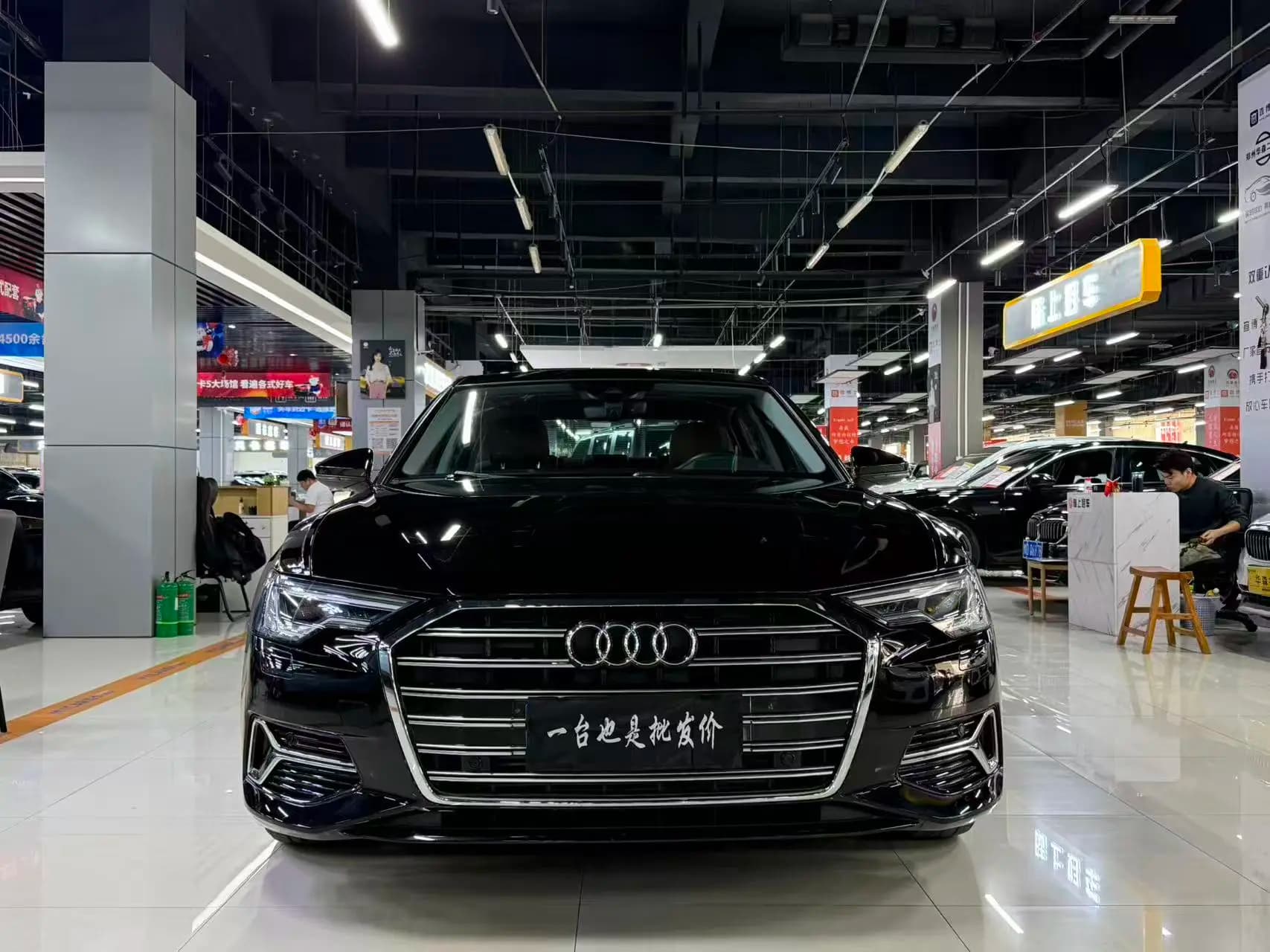 Audi A6L 2022 г. 70107 км. — фото 2