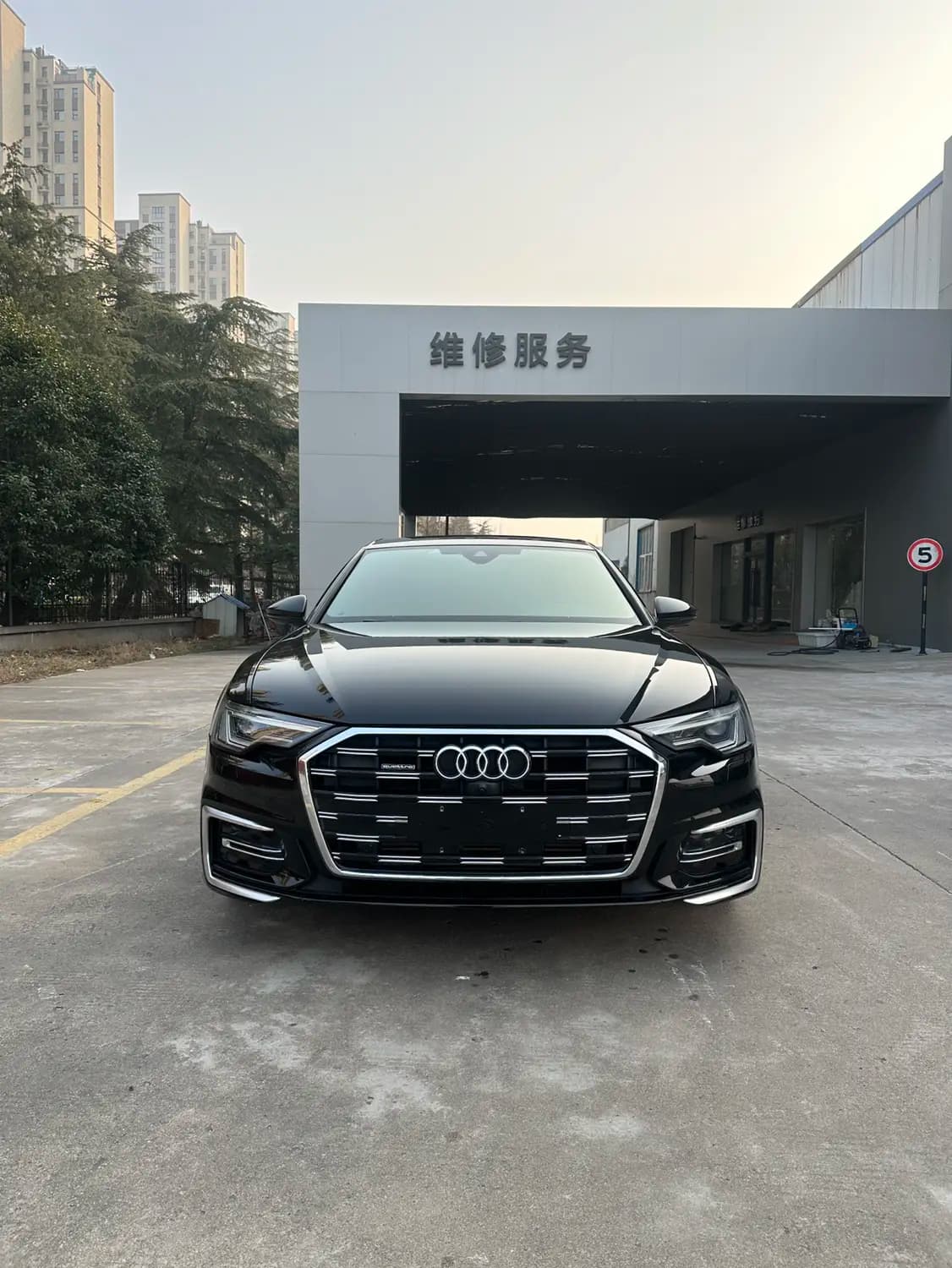 Audi A6L 2023 г. 60106 км. — фото 2