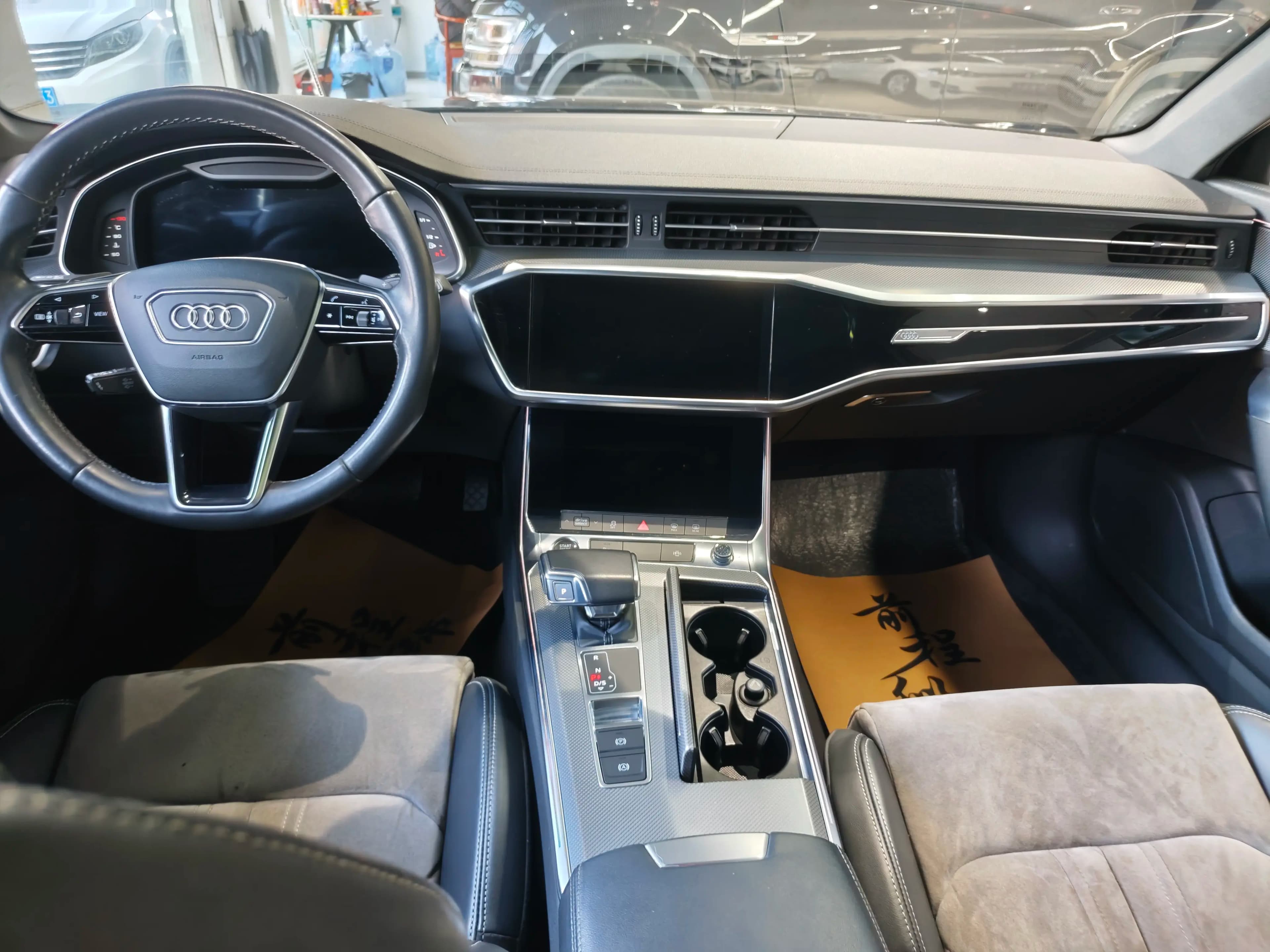 Audi A6L 2022 г. 120105 км. — фото 3
