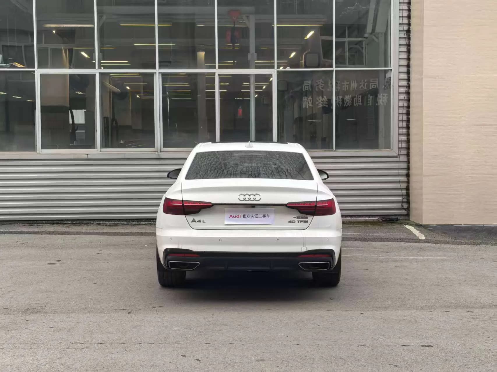 Audi A4L 2023 г. 54008 км. — фото 3